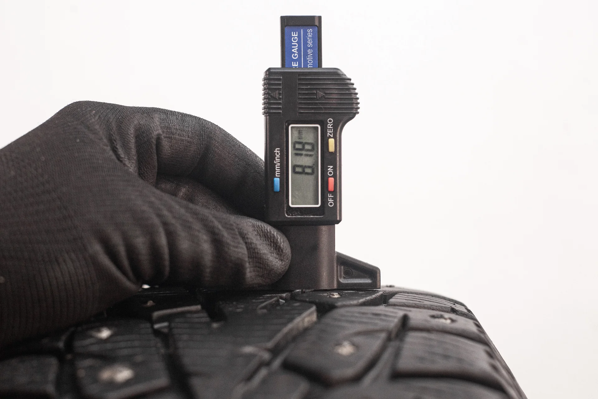 Yokohama IceGuard Stud IG55 215/65 R16 102T - миниатюра 2
