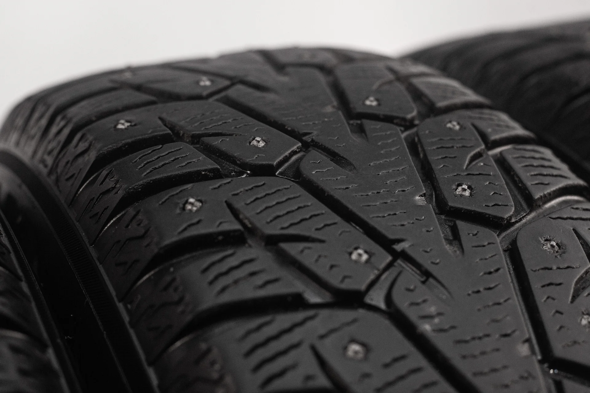Yokohama IceGuard Stud IG55 215/65 R16 102T - миниатюра 3