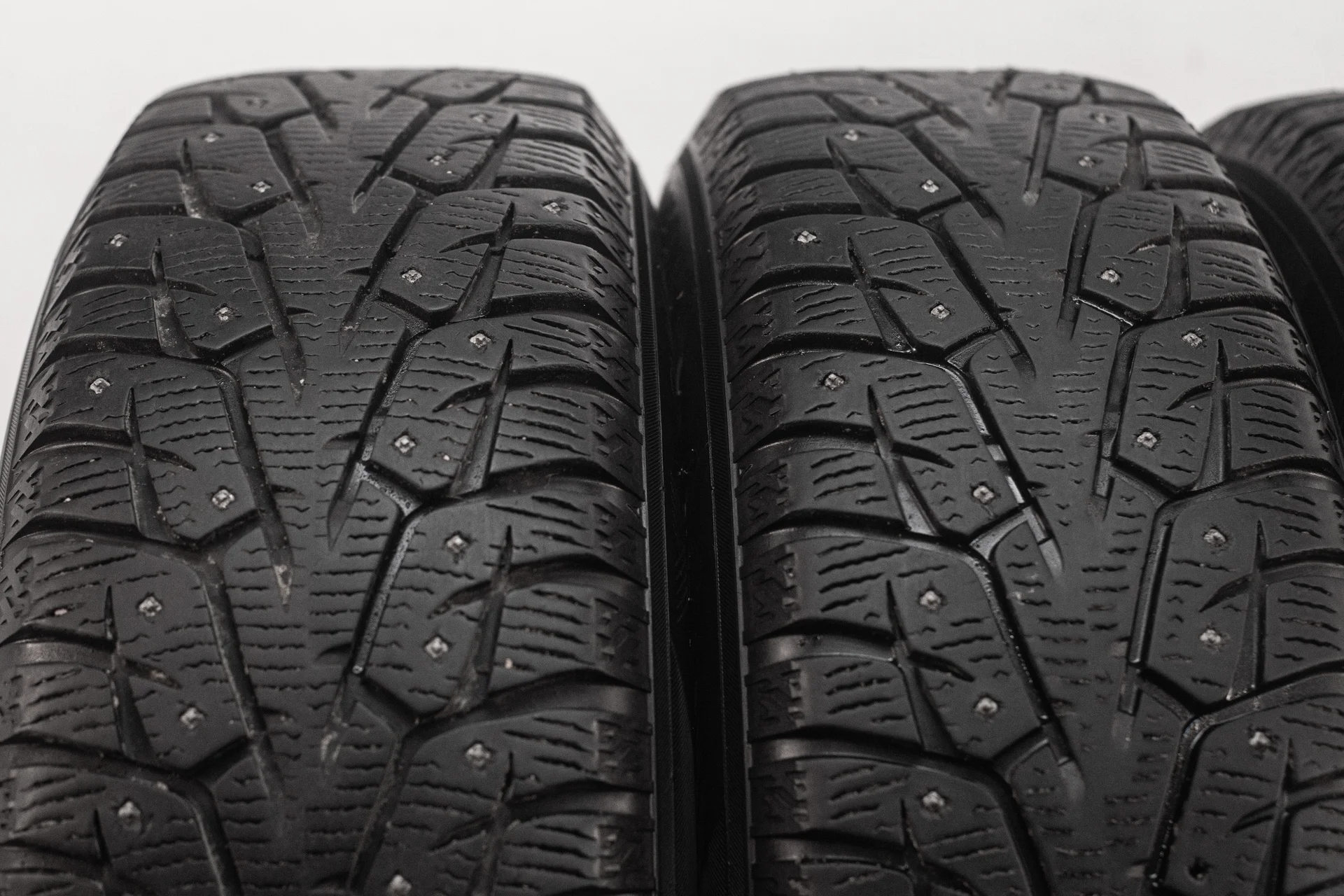 Yokohama IceGuard Stud IG55 215/65 R16 102T - миниатюра 5