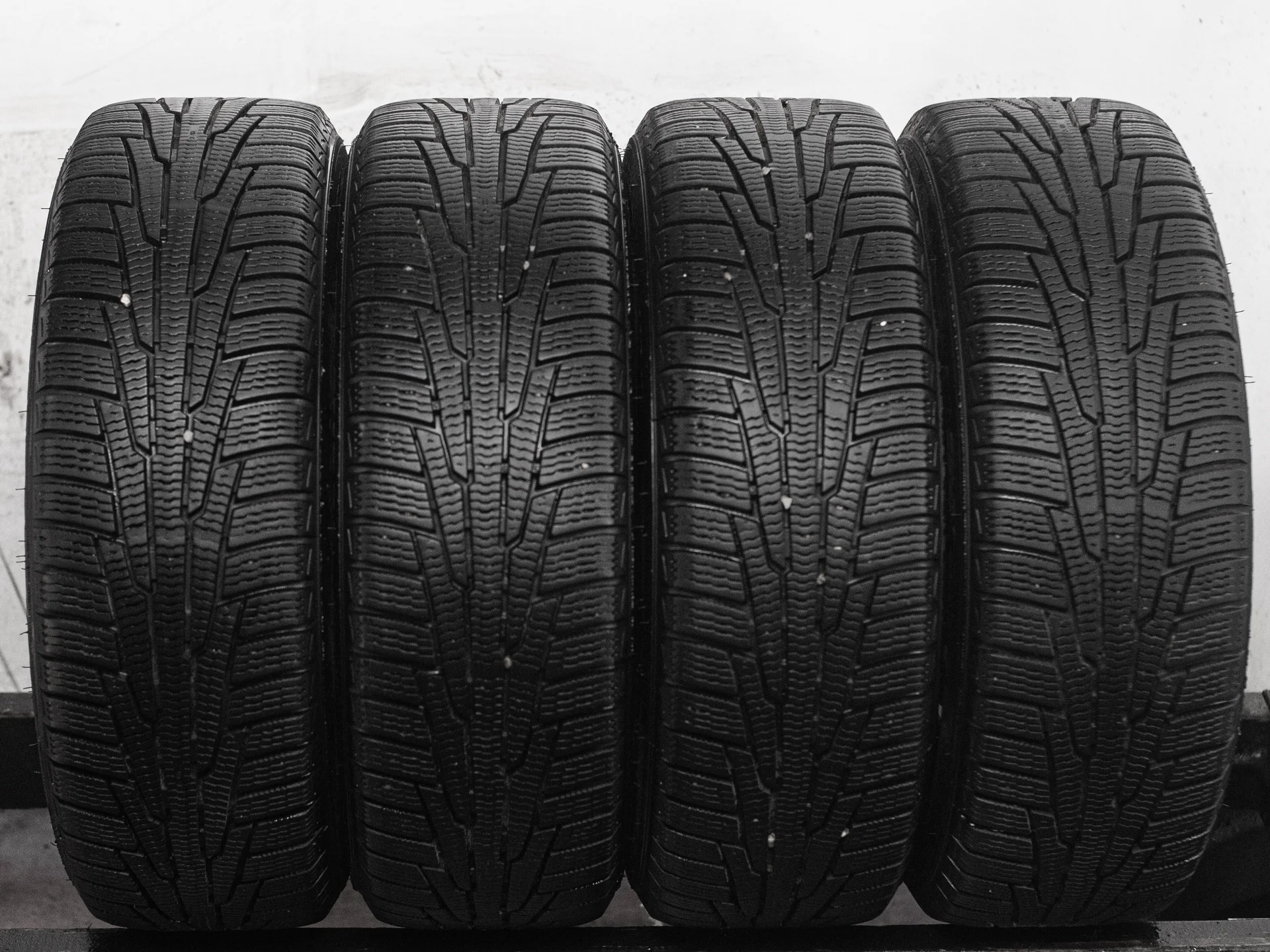 Ikon Nordman RS2 185/60 R15 88R XL - изображение 1