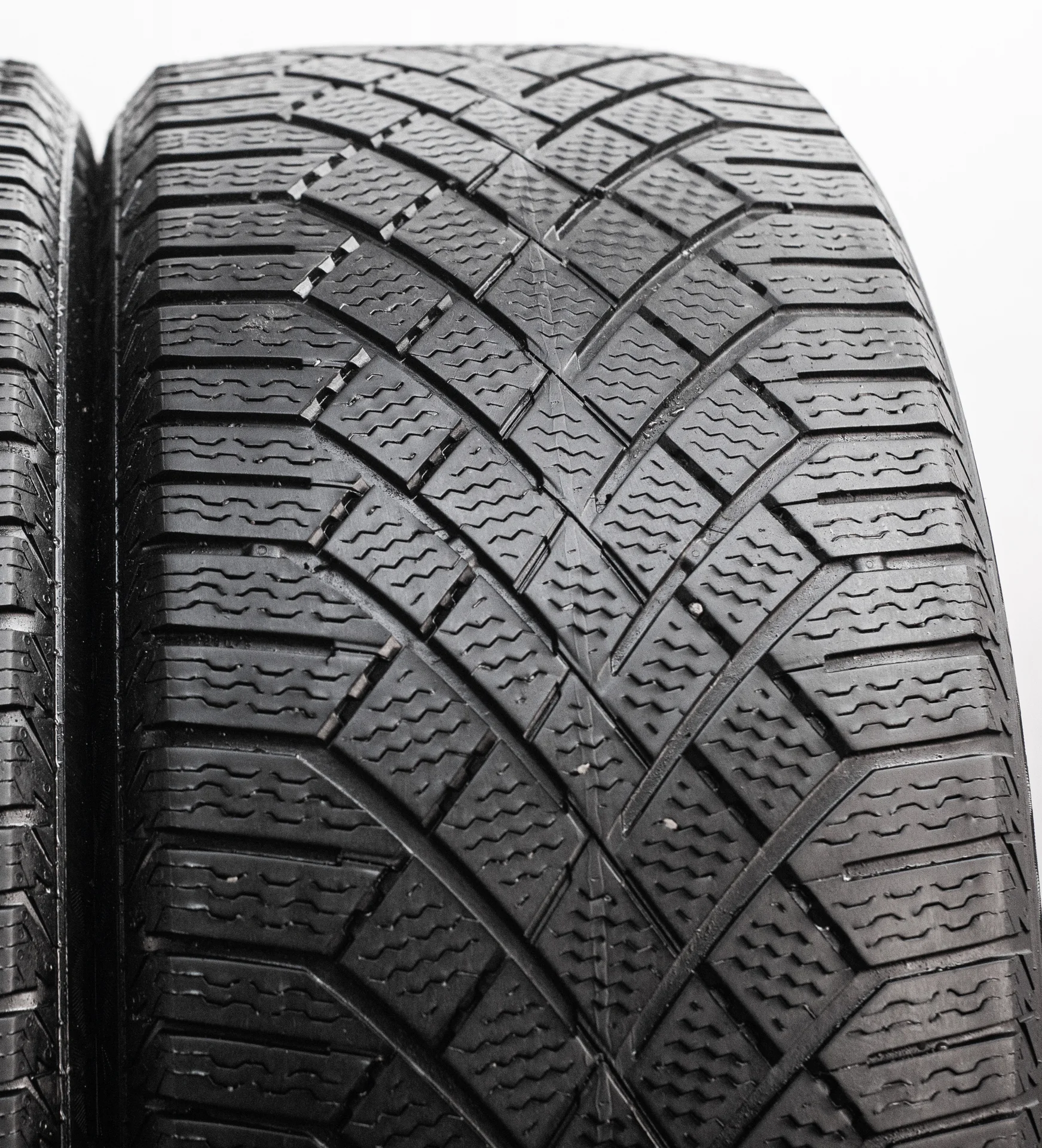 Continental ContiVikingContact 7 255/45 R20 105T - миниатюра 3
