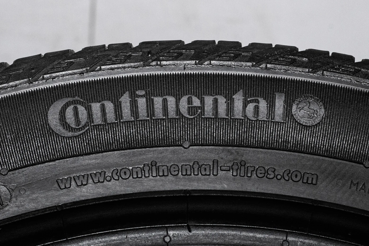 Continental ContiCrossContact LX Sport 245/45 R20 103W XL - миниатюра 10