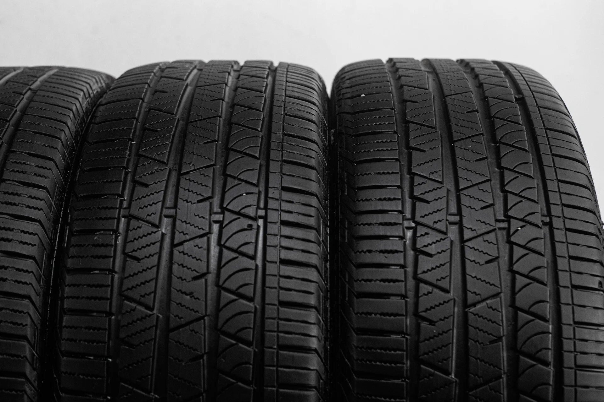 Continental ContiCrossContact LX Sport 245/45 R20 103W XL - миниатюра 4