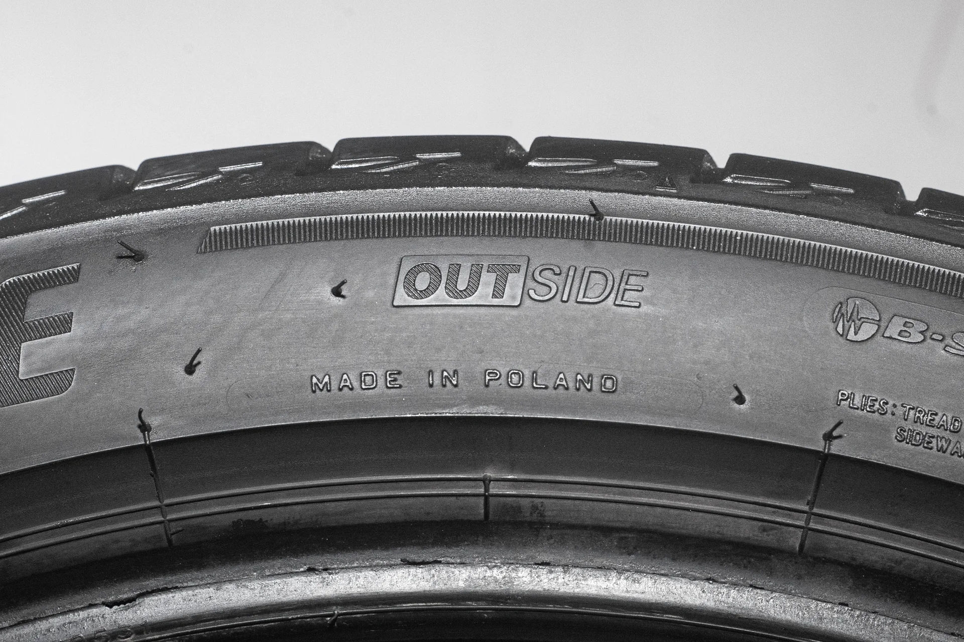 Bridgestone Turanza T005 255/40 R20 101Y - миниатюра 10