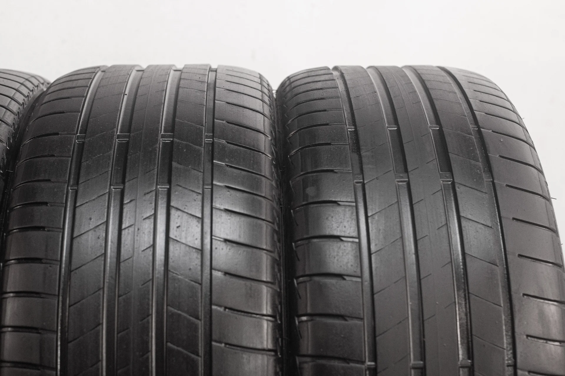Bridgestone Turanza T005 255/40 R20 101Y - миниатюра 4