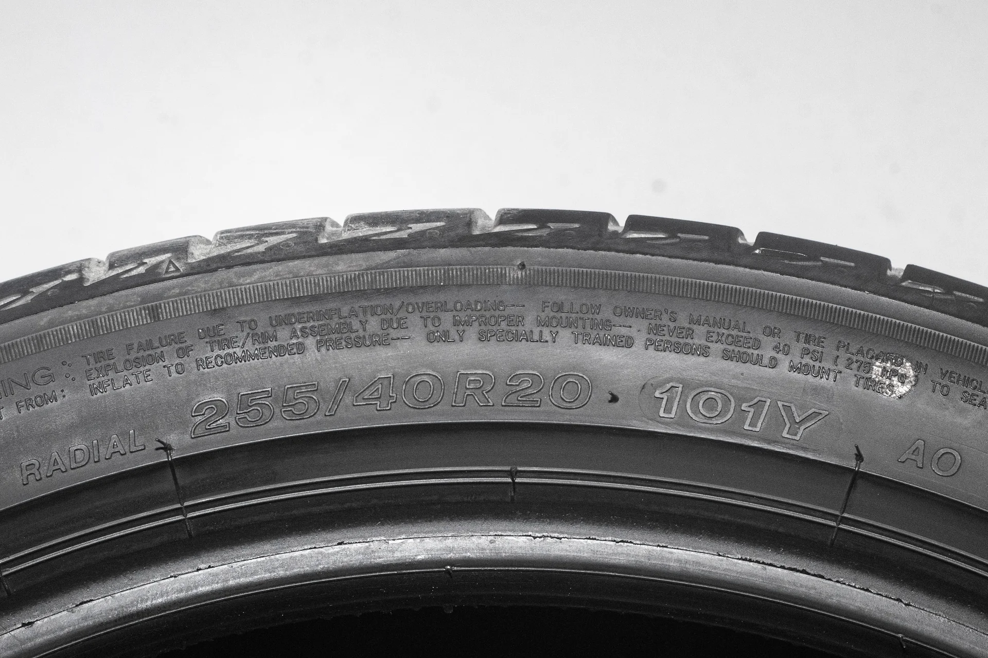 Bridgestone Turanza T005 255/40 R20 101Y - миниатюра 8