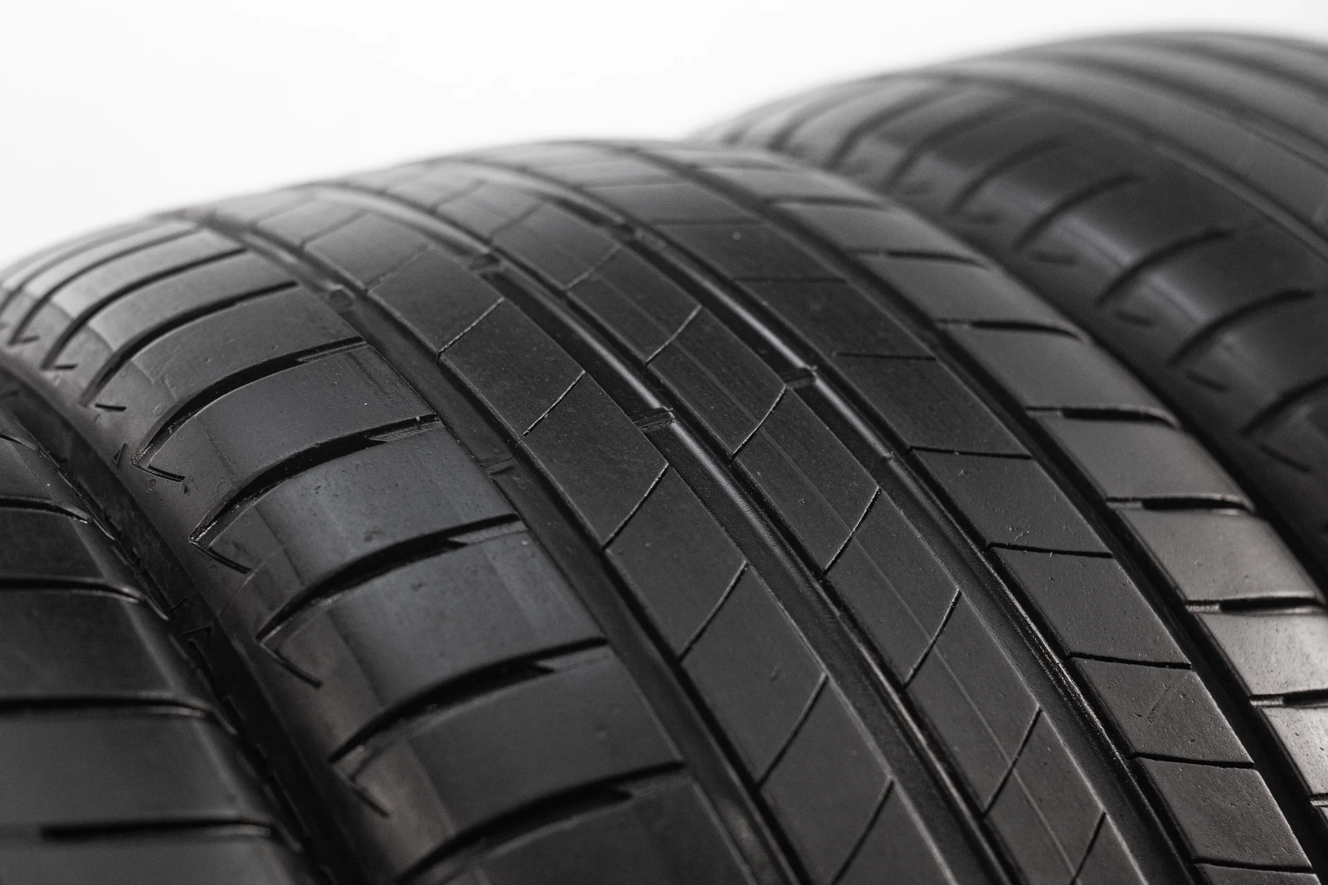Bridgestone Turanza T005 255/40 R20 101Y B-Silent - миниатюра 3