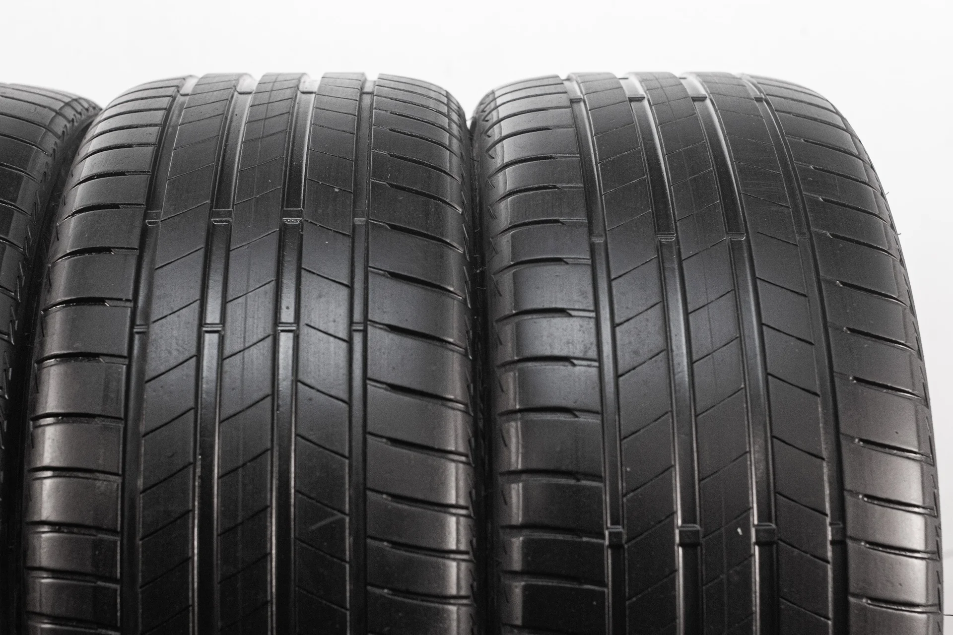 Bridgestone Turanza T005 255/40 R20 101Y B-Silent - миниатюра 4