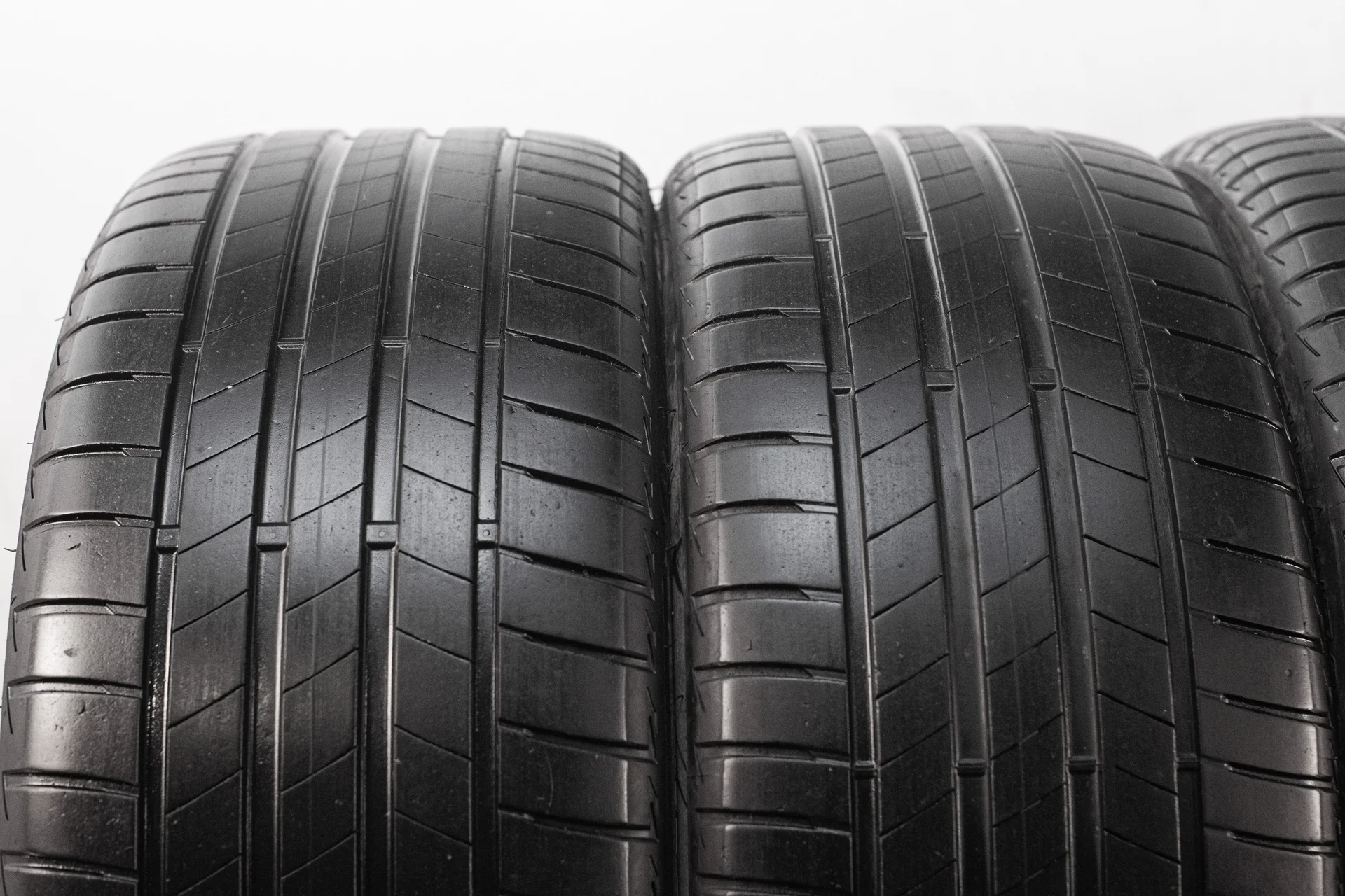 Bridgestone Turanza T005 255/40 R20 101Y B-Silent - миниатюра 5
