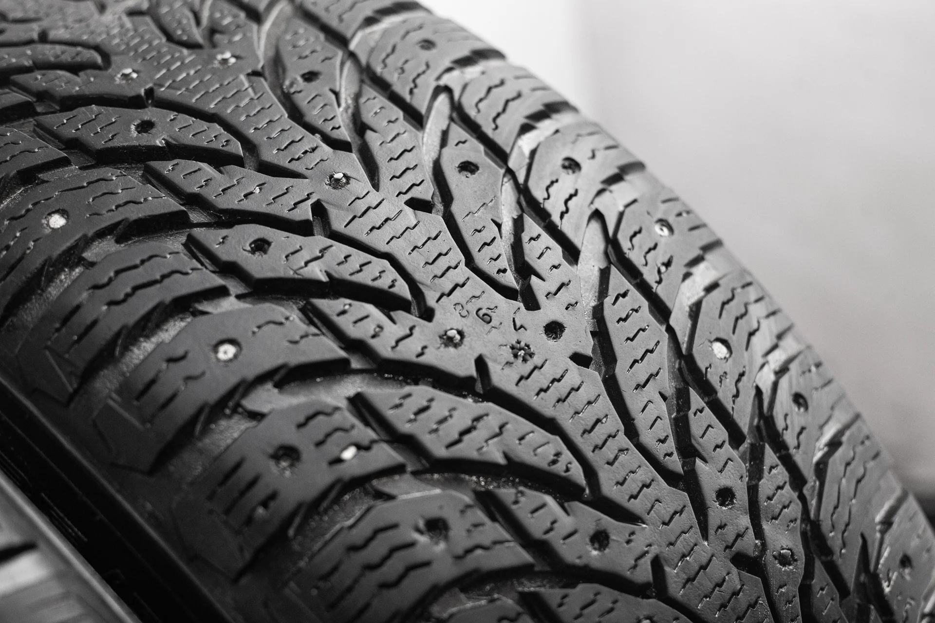 Nokian Hakkapeliitta 9 SUV 235/55 R19 105T XL - миниатюра 3