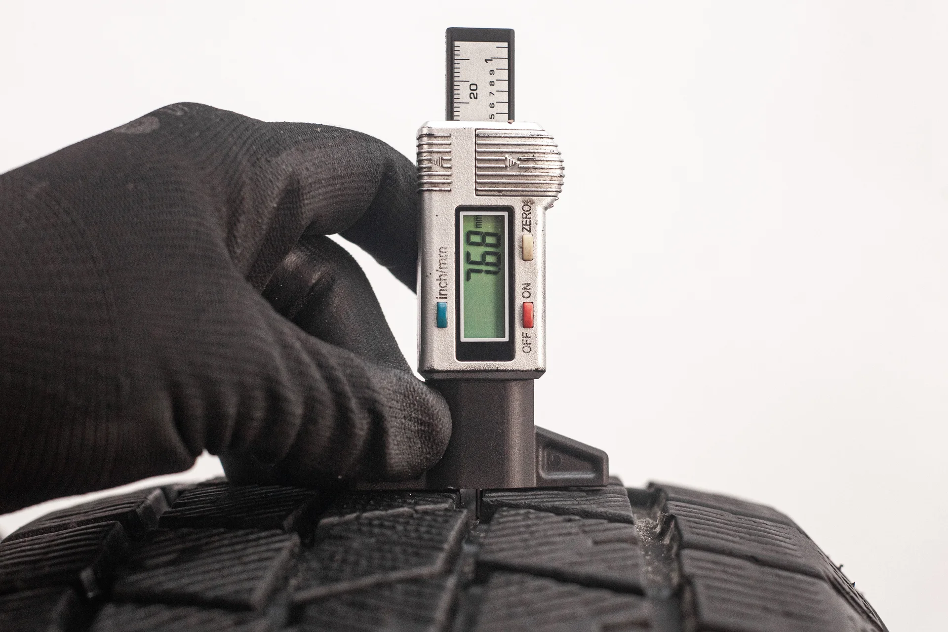 Sailun Ice Blazer Arctic SUV SW81 215/55 R18 99H - миниатюра 2
