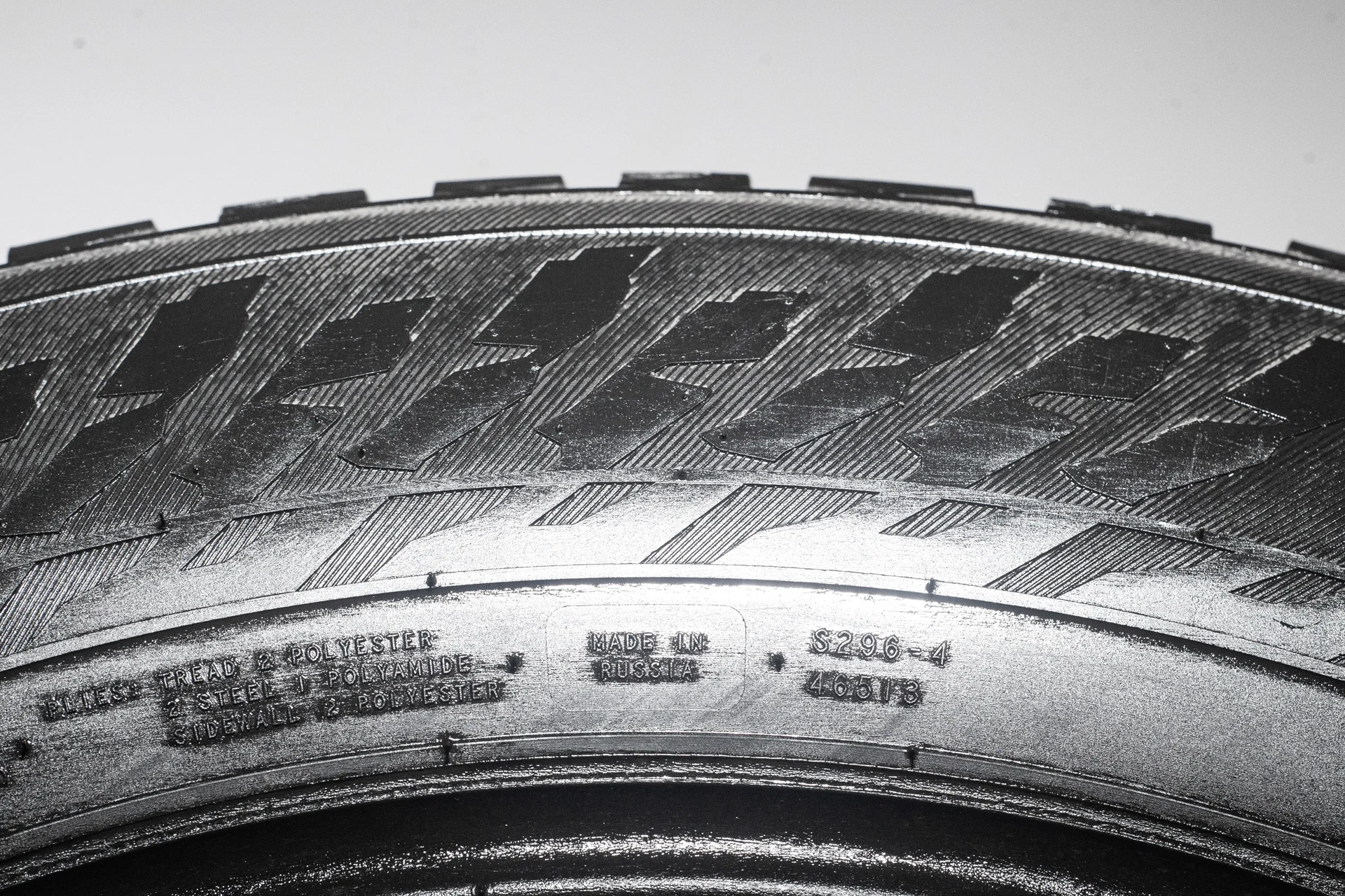 Nokian Hakkapeliitta 9 SUV 225/65 R17 106T - миниатюра 10