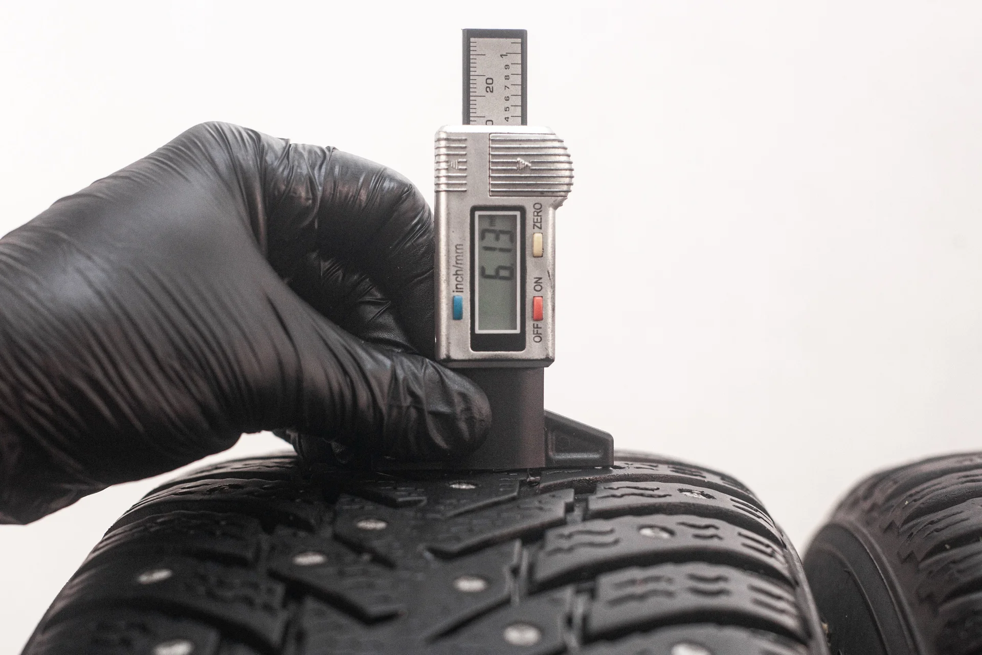 Nokian Hakkapeliitta 8 185/65 R15 92T - миниатюра 2