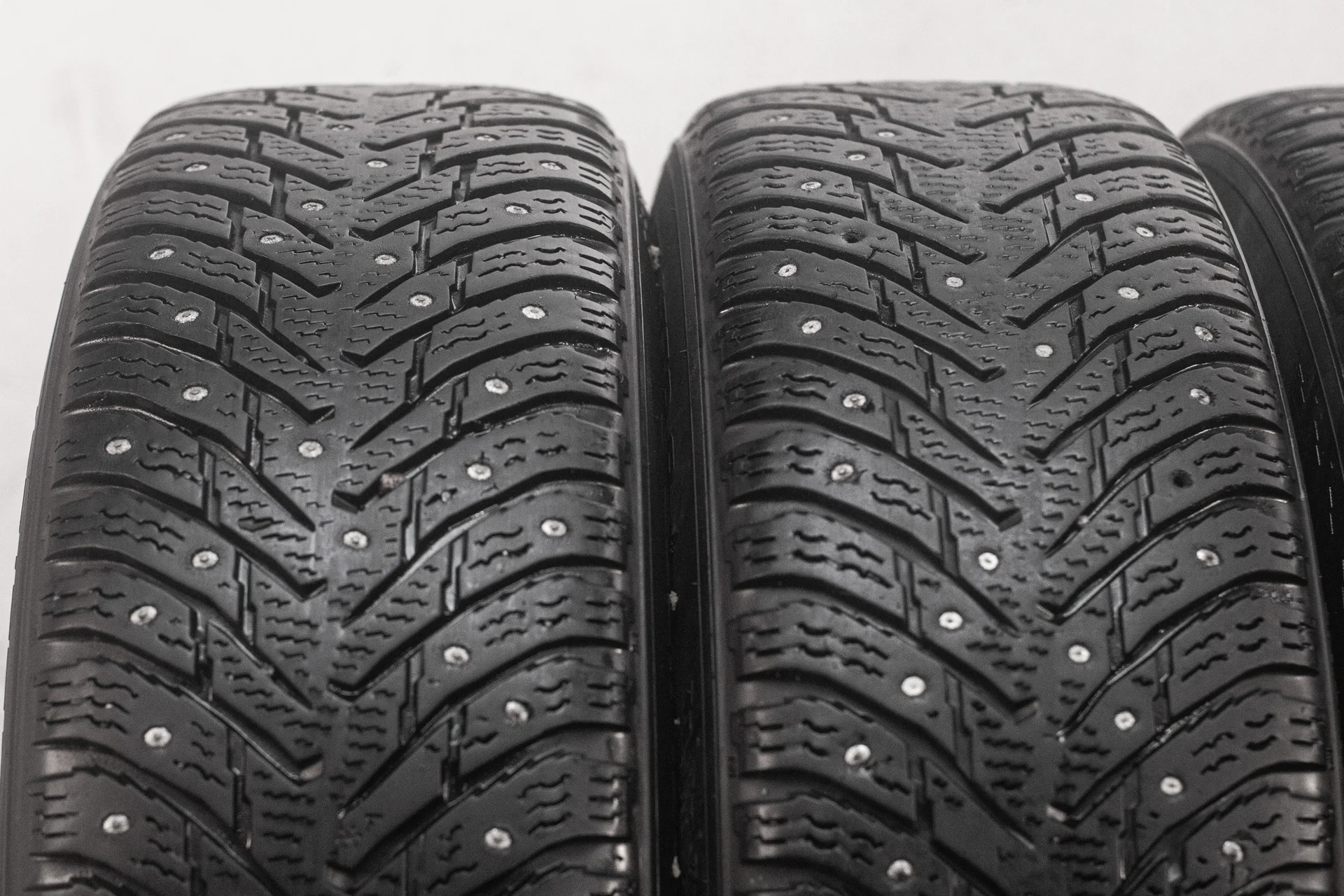 Nokian Hakkapeliitta 8 185/65 R15 92T - миниатюра 5