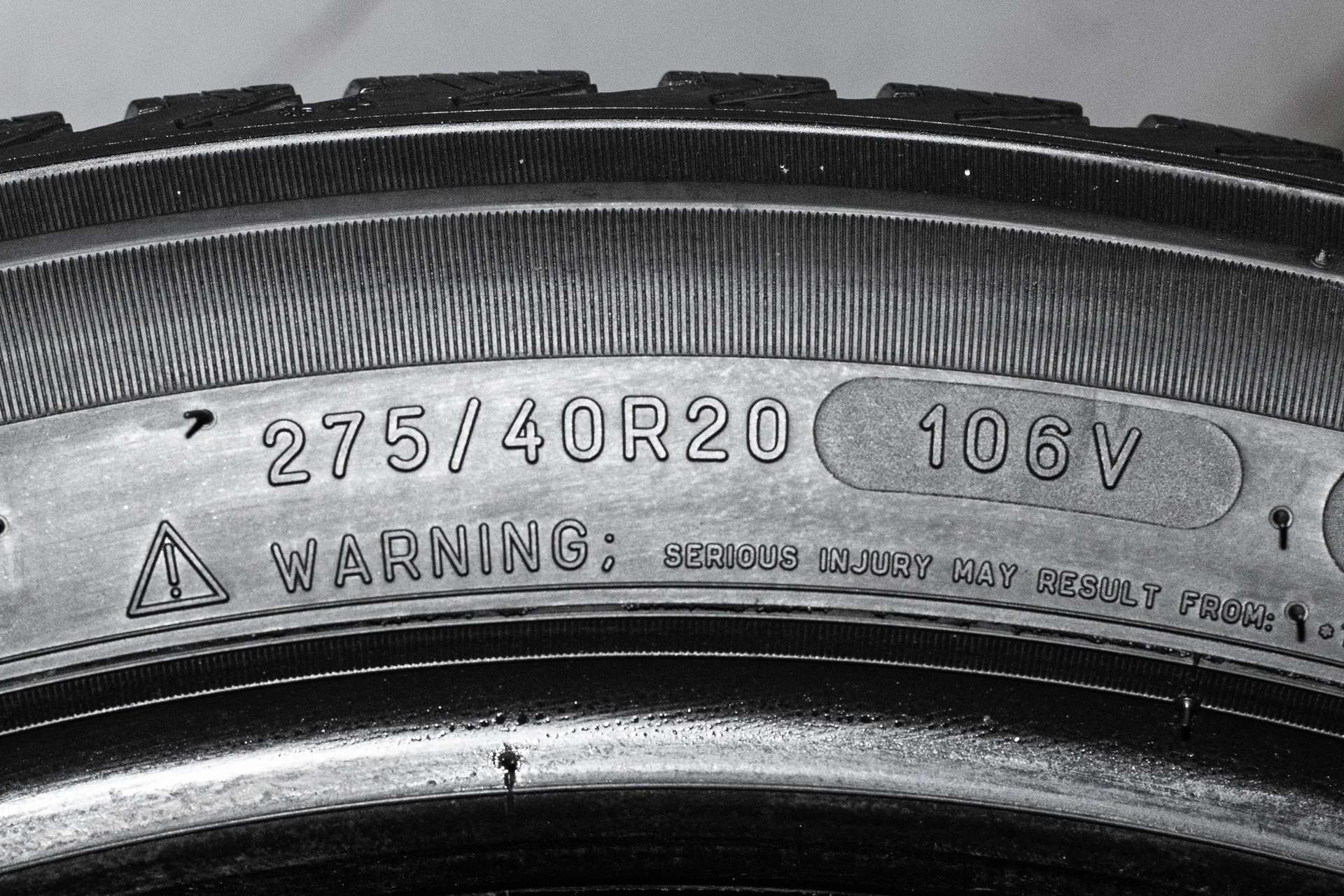 Michelin Latitude Alpin LA2 255/45 R20 105V и 275/40 R20 106V - миниатюра 7