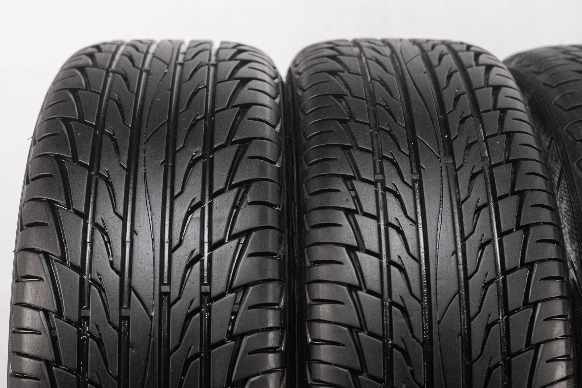 Белшина Astarta SUV 225/60 R18 100H - миниатюра 5