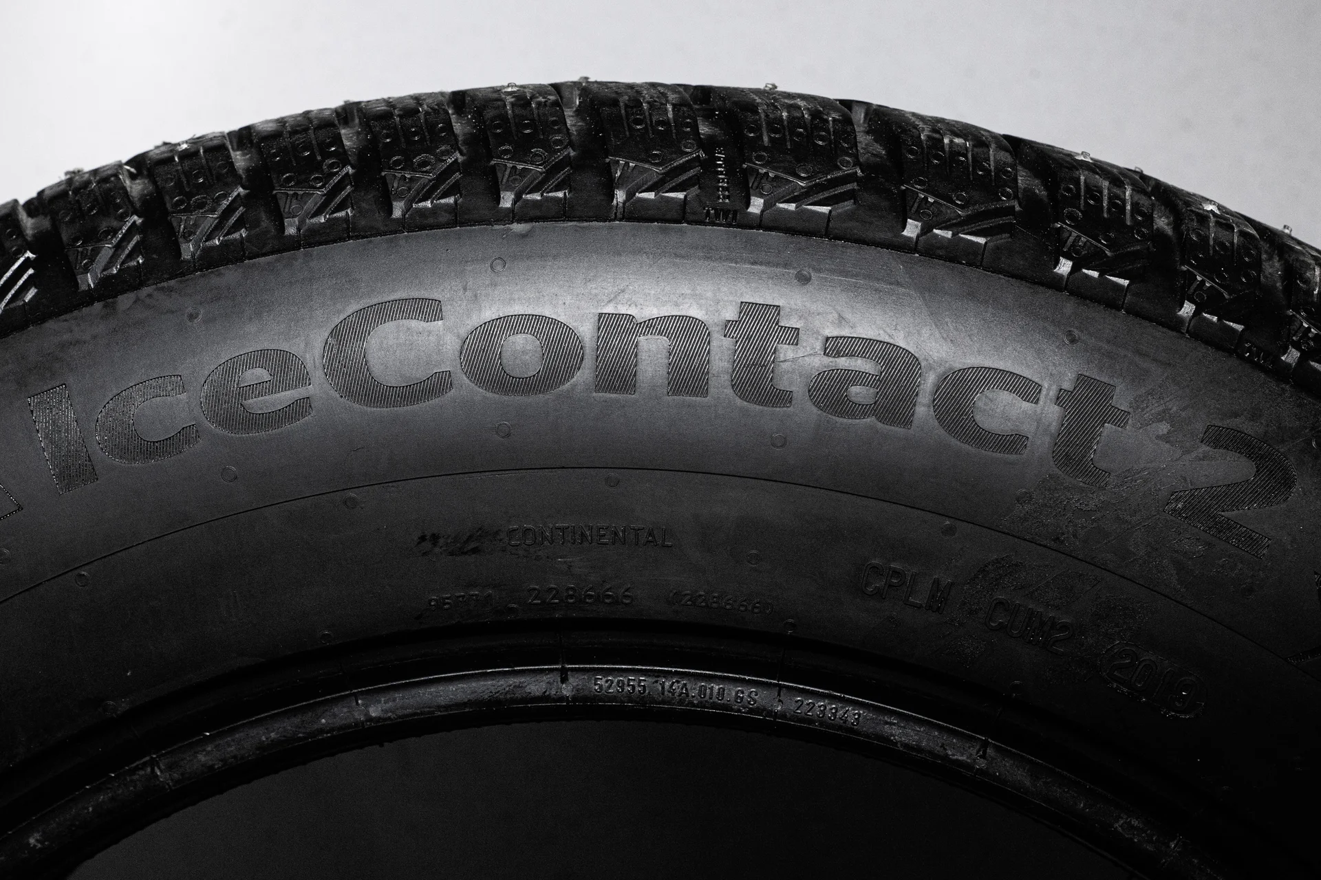 Continental ContiIceContact 2 SUV 235/65 R18 110T XL - миниатюра 9