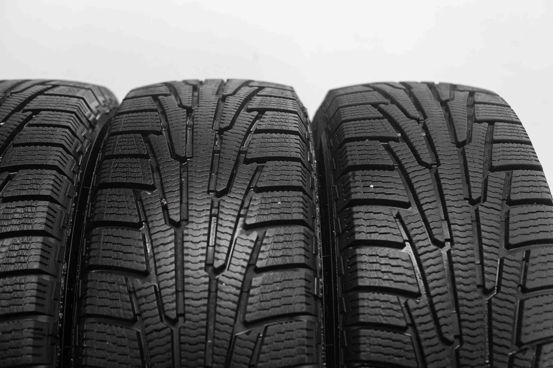 Ikon Character Snow 2 SUV 225/60 R18 104R XL - миниатюра 4