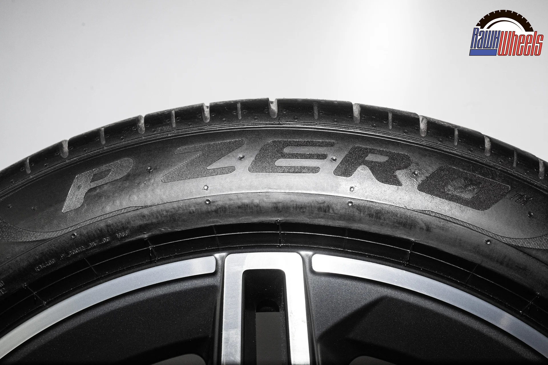 Pirelli P ZERO (PZ4) 275/45 R21 107Y и 315/40 R21 111Y - миниатюра 8