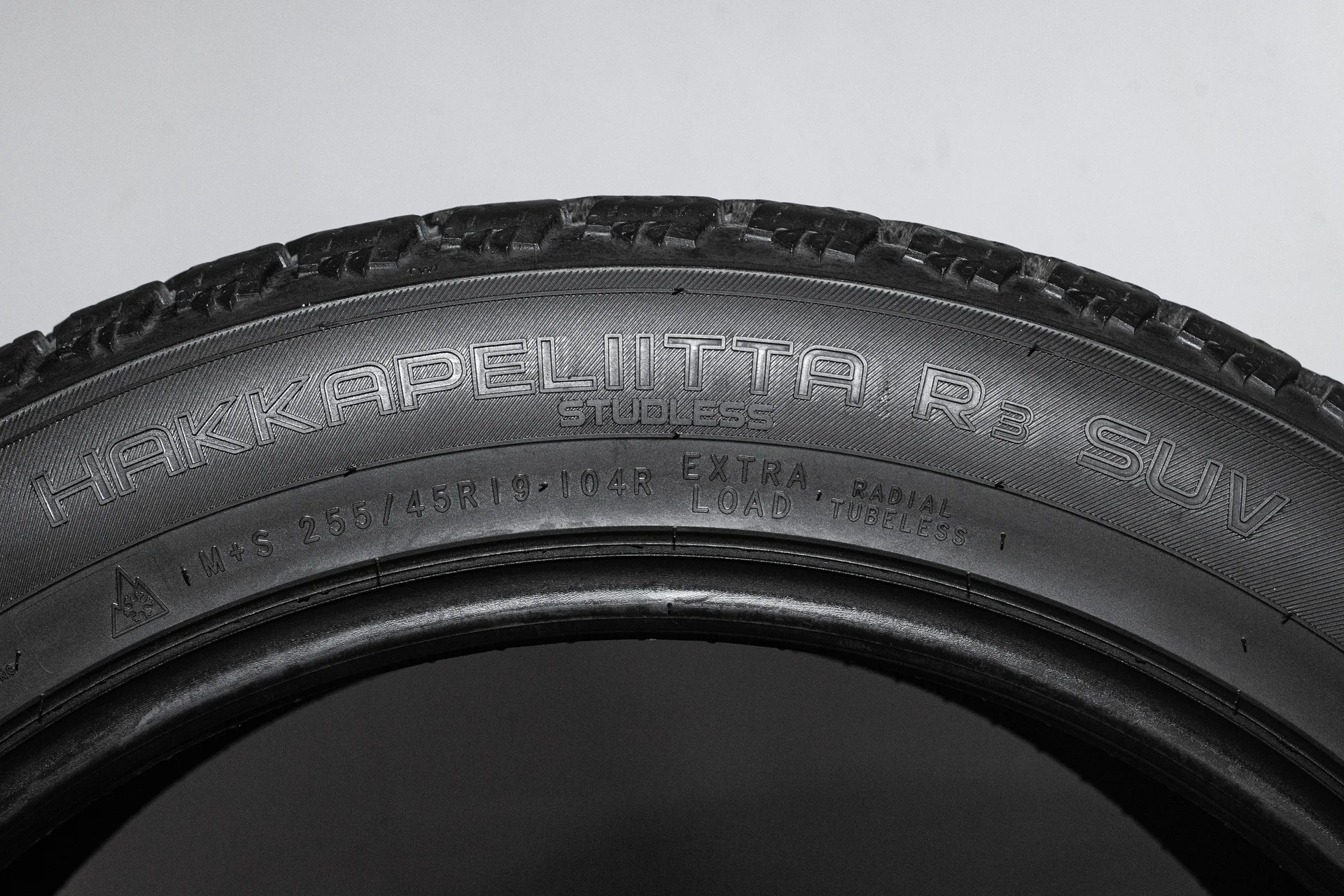 Nokian Hakkapeliitta R2 SUV 255/45 R19 104R - миниатюра 10