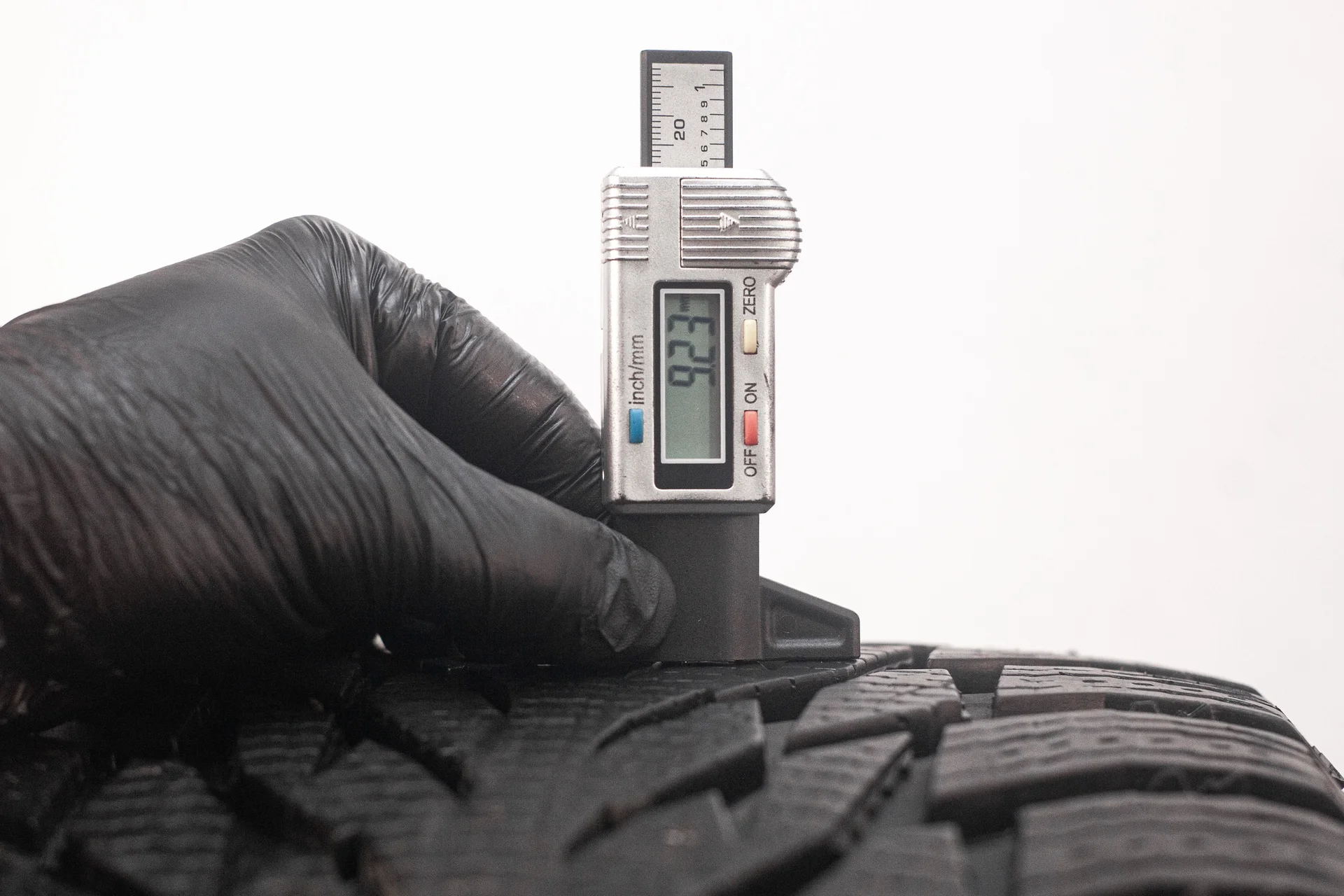Nokian Hakkapeliitta R3 SUV 275/45 R20 110T - миниатюра 2