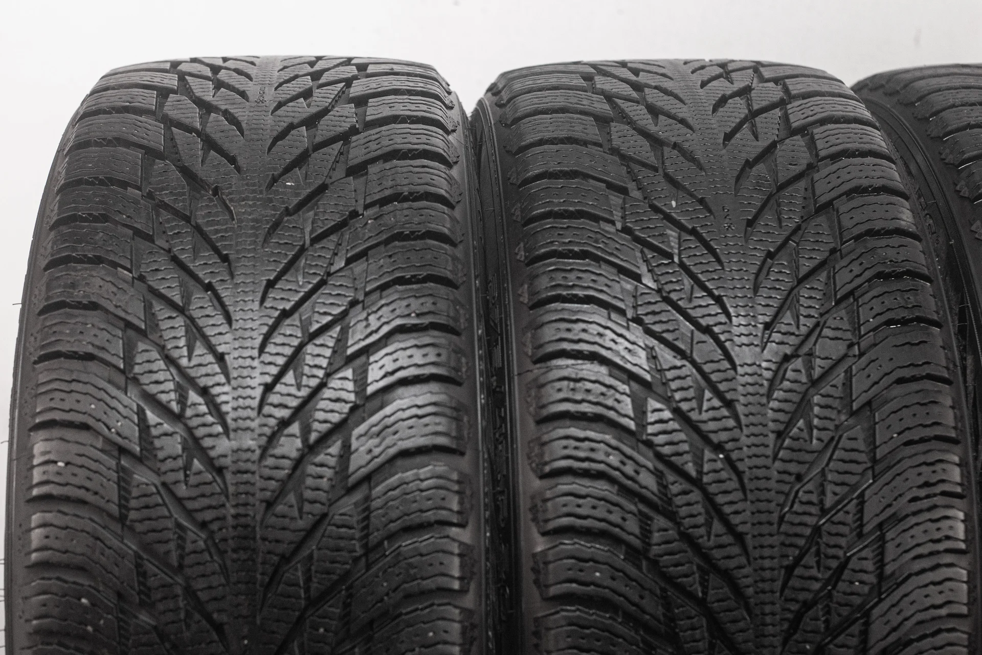 Nokian Hakkapeliitta R3 SUV 275/45 R20 110T - миниатюра 5