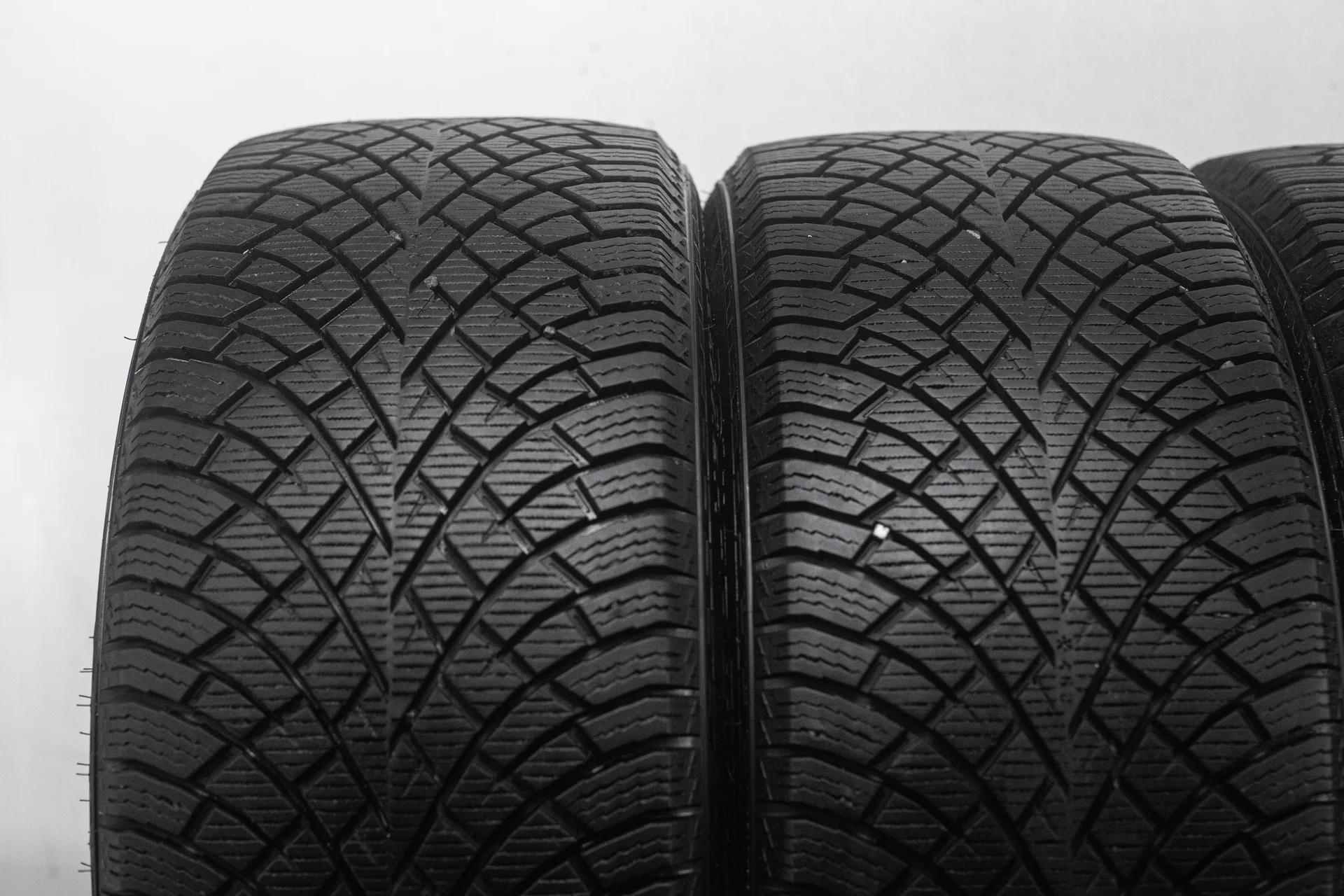 Nokian Hakkapeliitta R5 SUV 275/45 R20 110T XL - миниатюра 5
