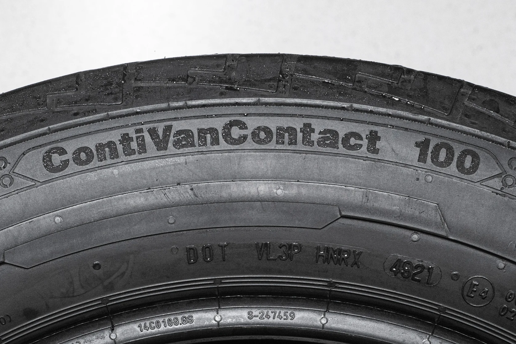 Continental ContiVanContact 100 215/60 R17C 109/107T - миниатюра 7