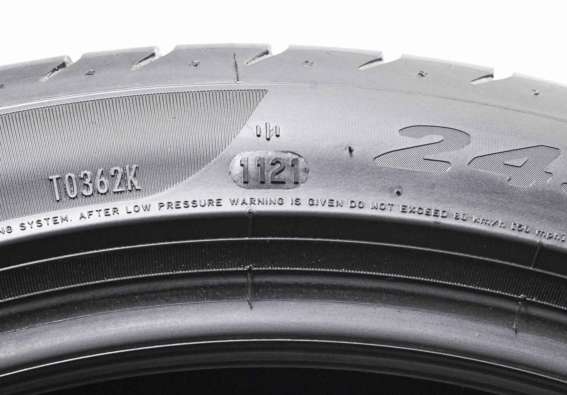 Pirelli PZero 245/40 R20 99Y - миниатюра 9