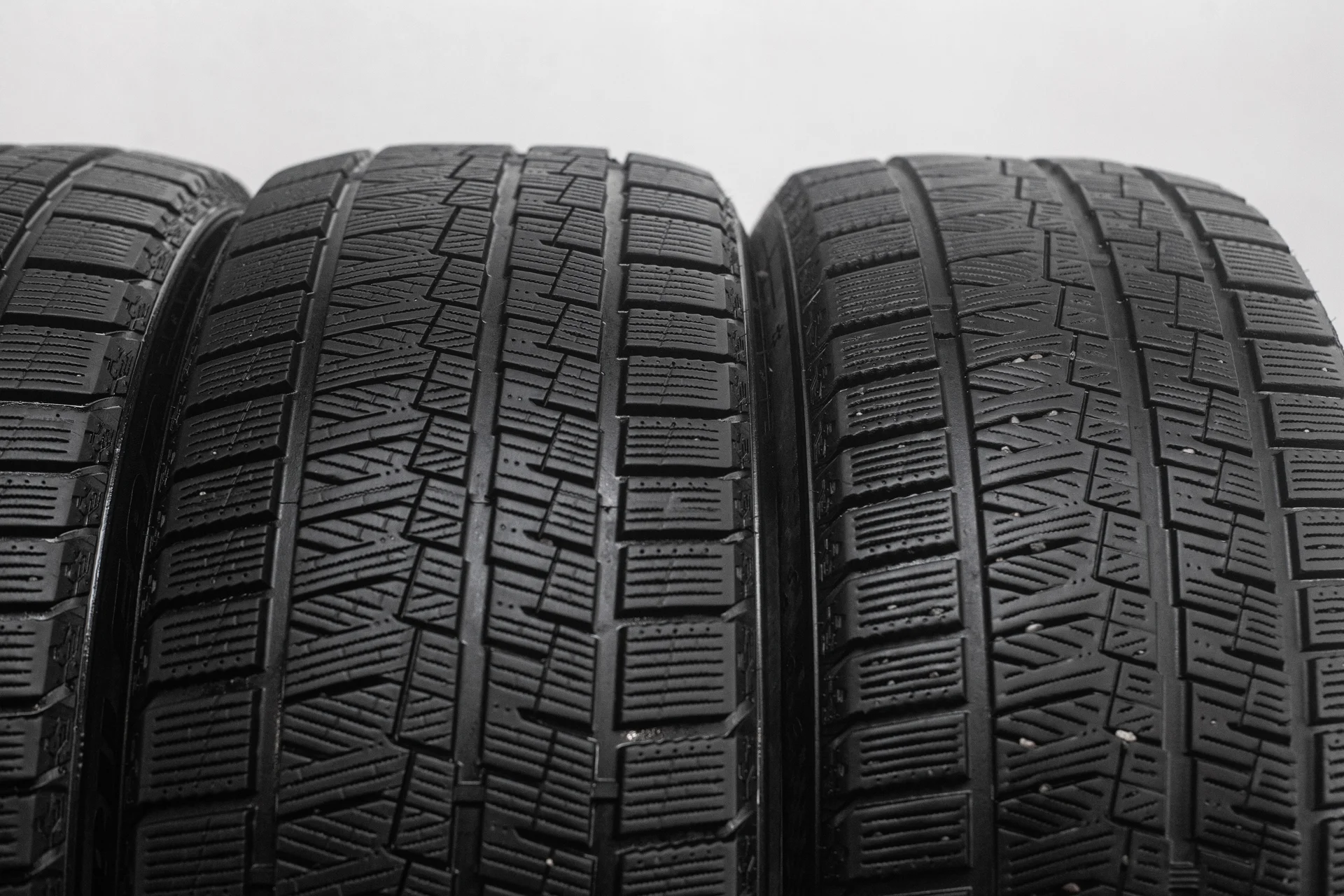 Habilead SnowShoes AW33 245/45 R20 103H - миниатюра 4