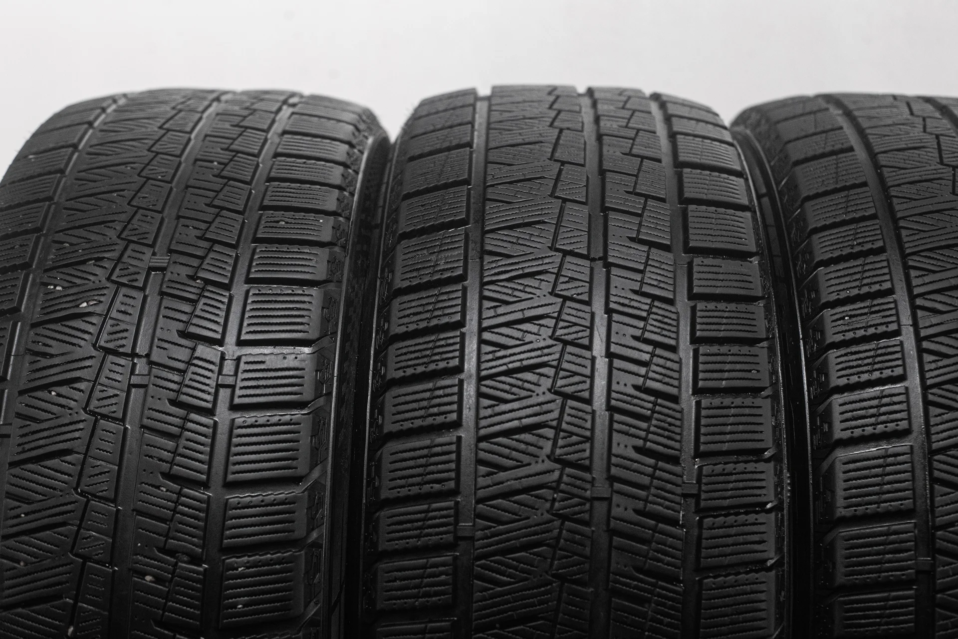 Habilead SnowShoes AW33 245/45 R20 103H - миниатюра 5