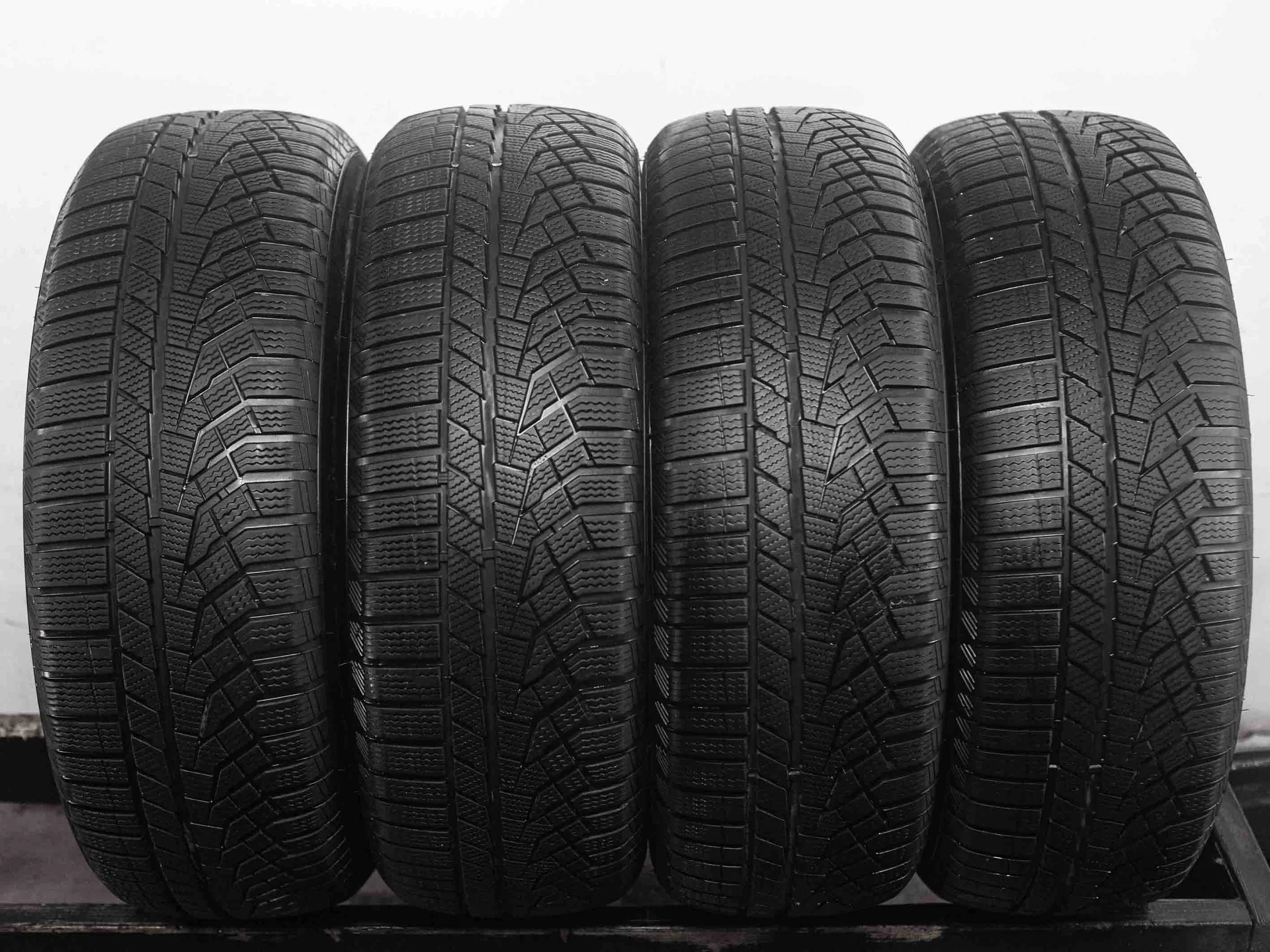 Sailun Ice Blazer Alpine Evo 1 235/60 R18 107V XL