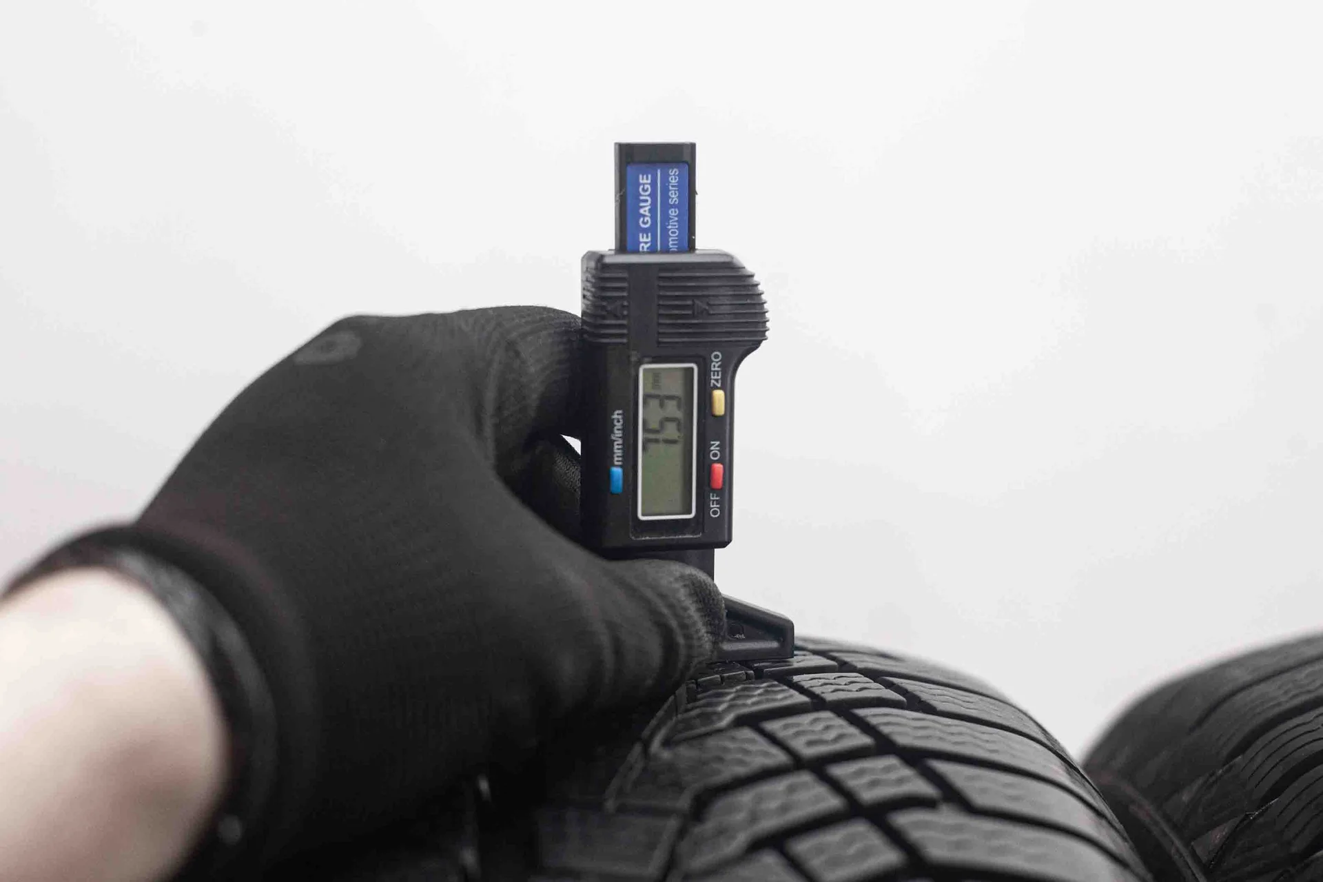 Sailun Ice Blazer Alpine Evo 1 235/60 R18 107V XL - миниатюра 2
