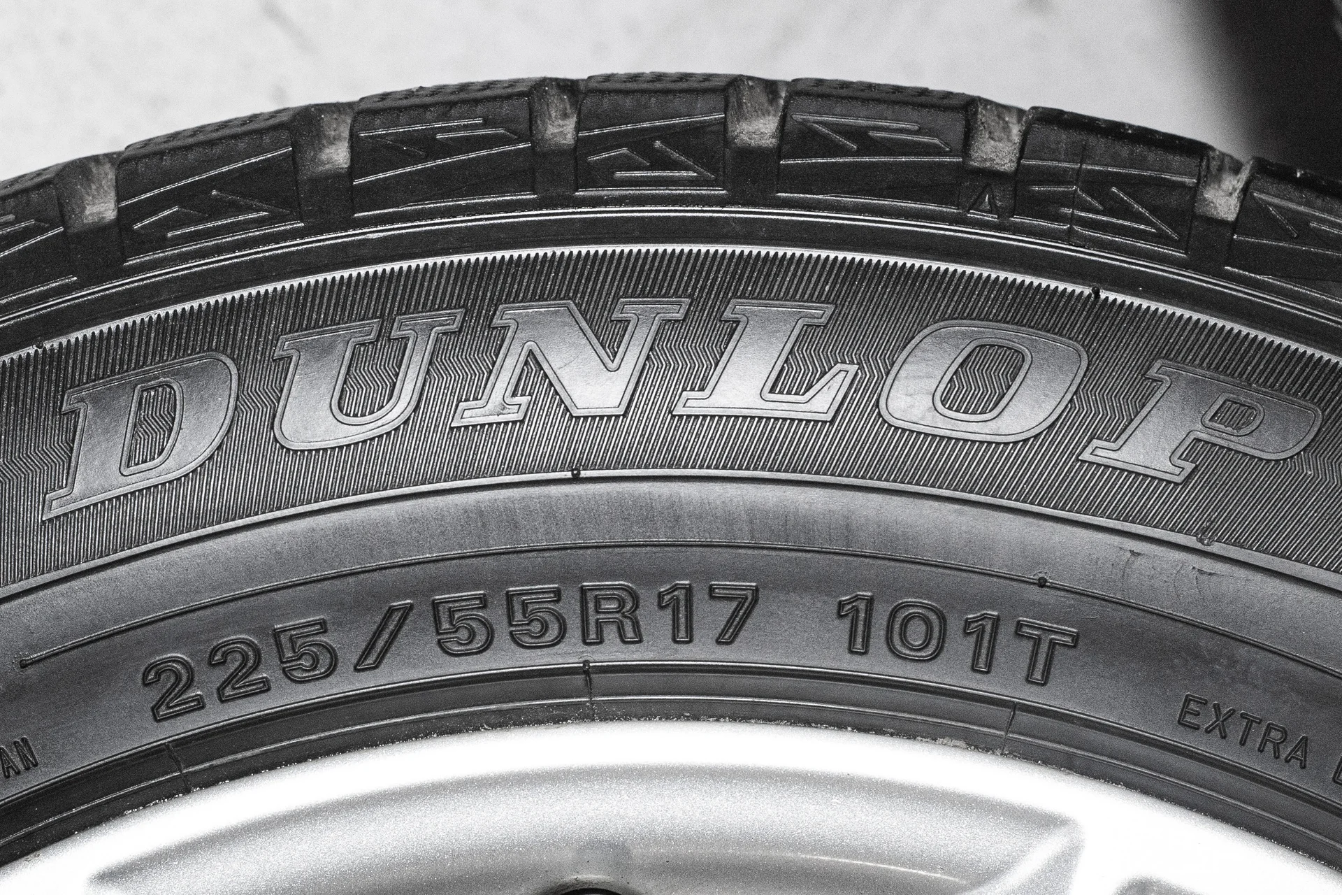 Dunlop Winter Maxx WM01 225/55 R17 101T XL - миниатюра 8