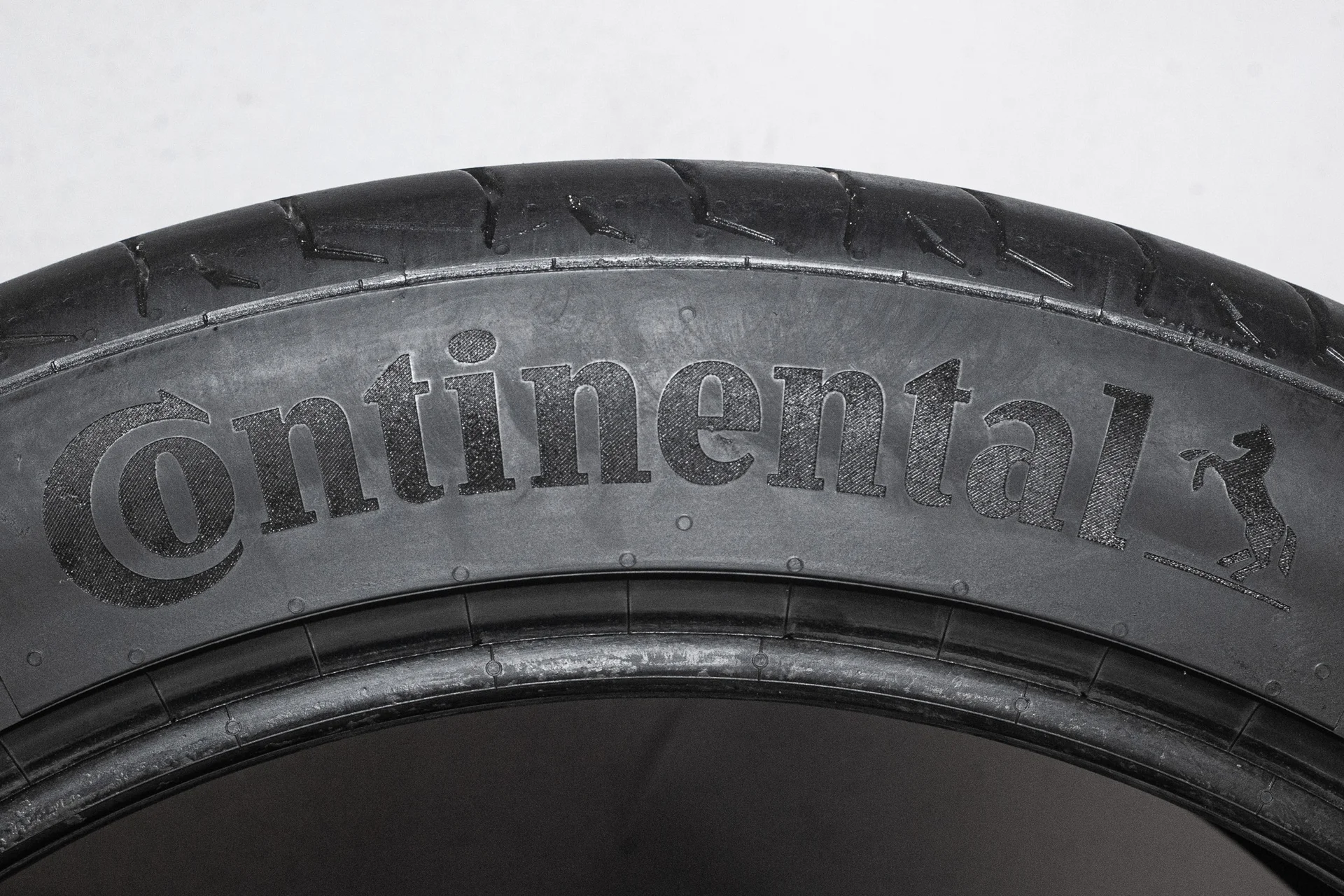 Continental MaxContact MC6 265/45 R21 108V XL CS - миниатюра 8