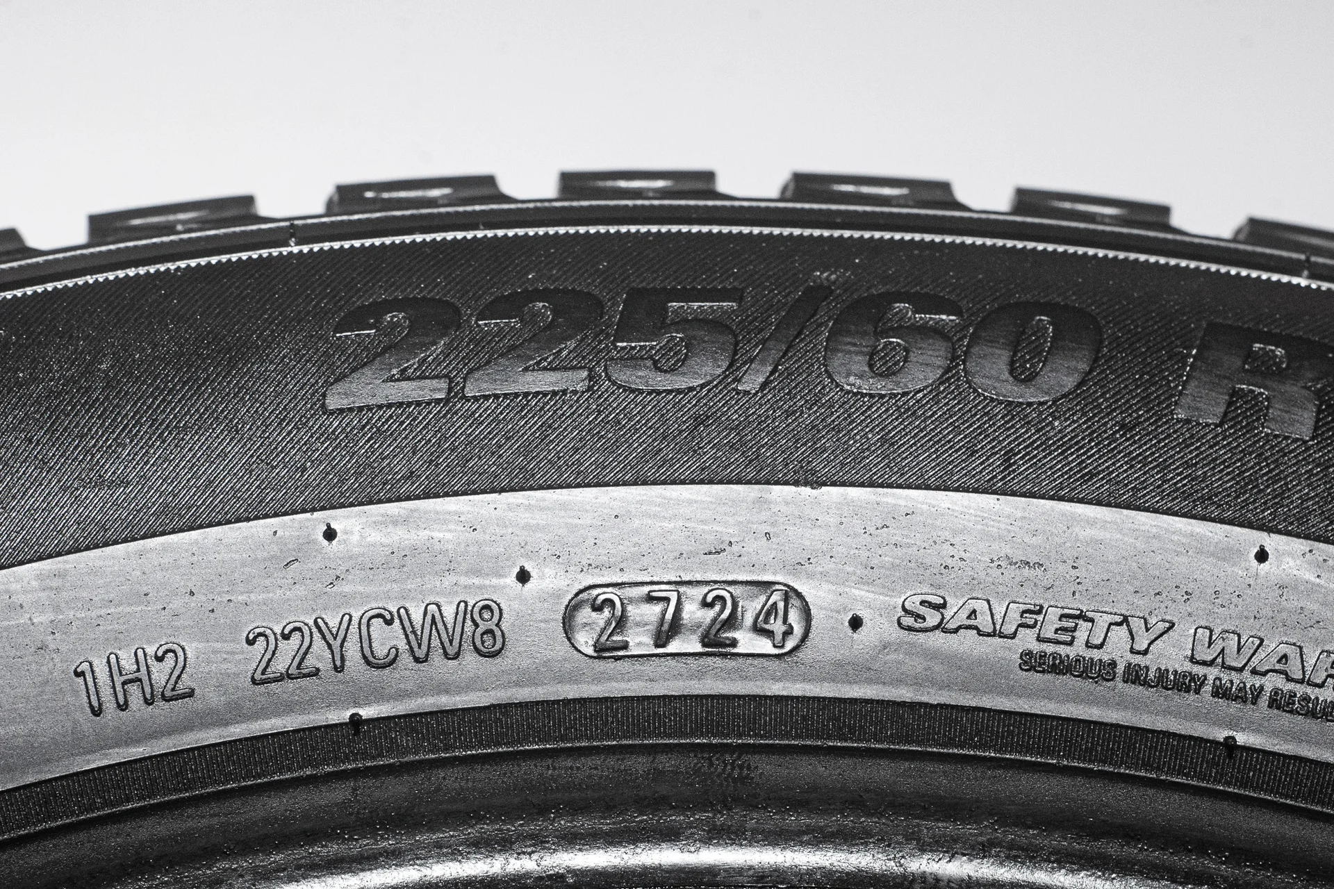 Kumho WinterCraft Wi32 Ice SUV 225/60 R18 104T - миниатюра 9