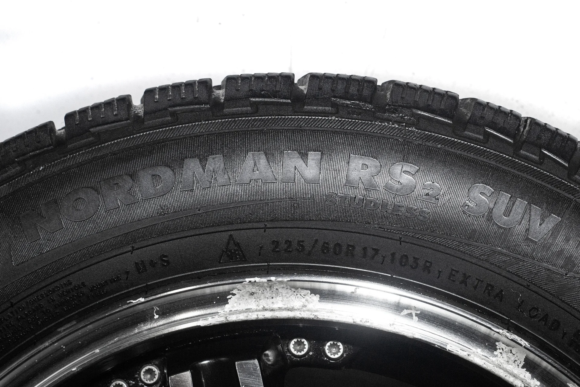 Nokian Nordman S2 SUV 225/60 R17 103R - миниатюра 6