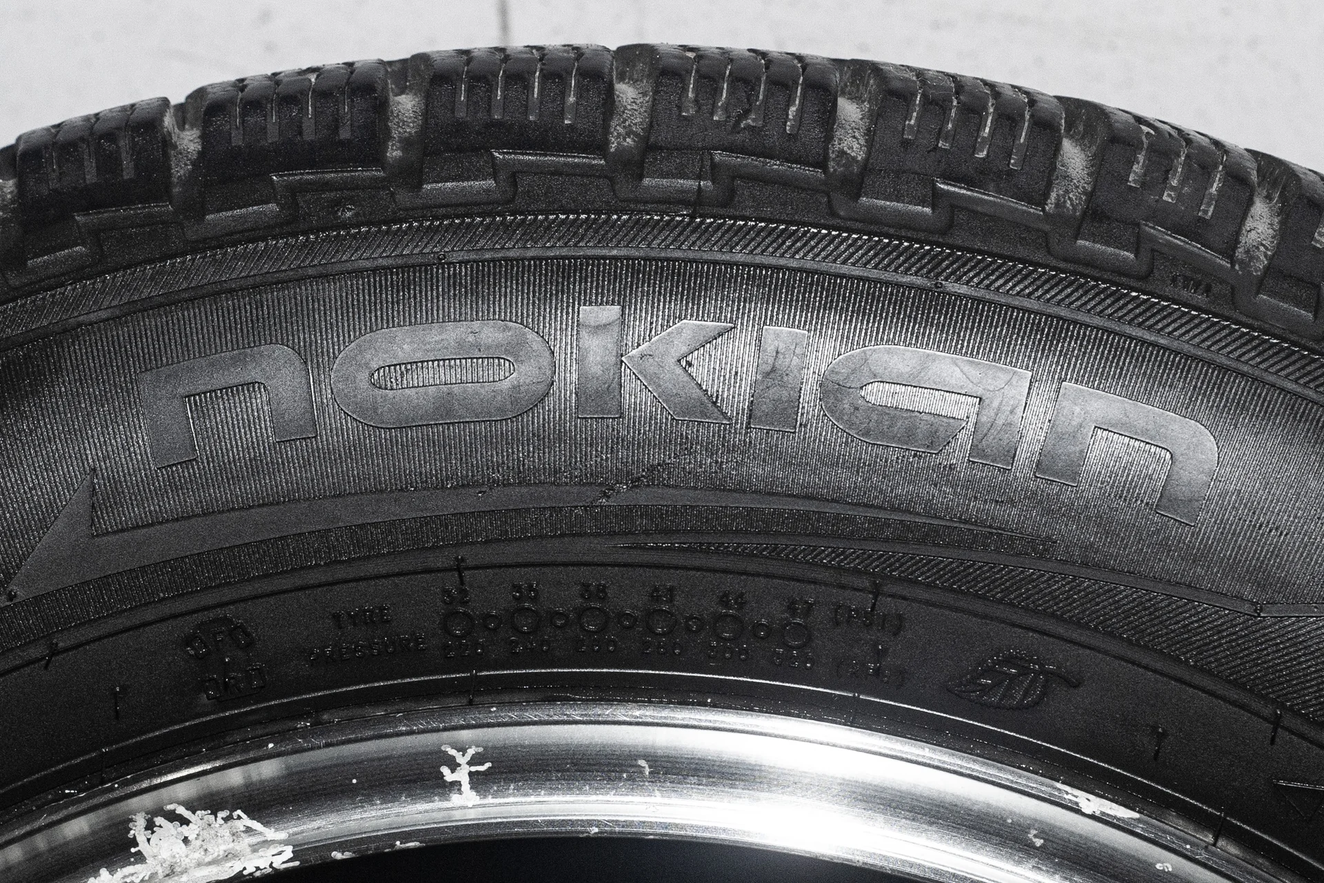 Nokian Nordman S2 SUV 225/60 R17 103R - миниатюра 7