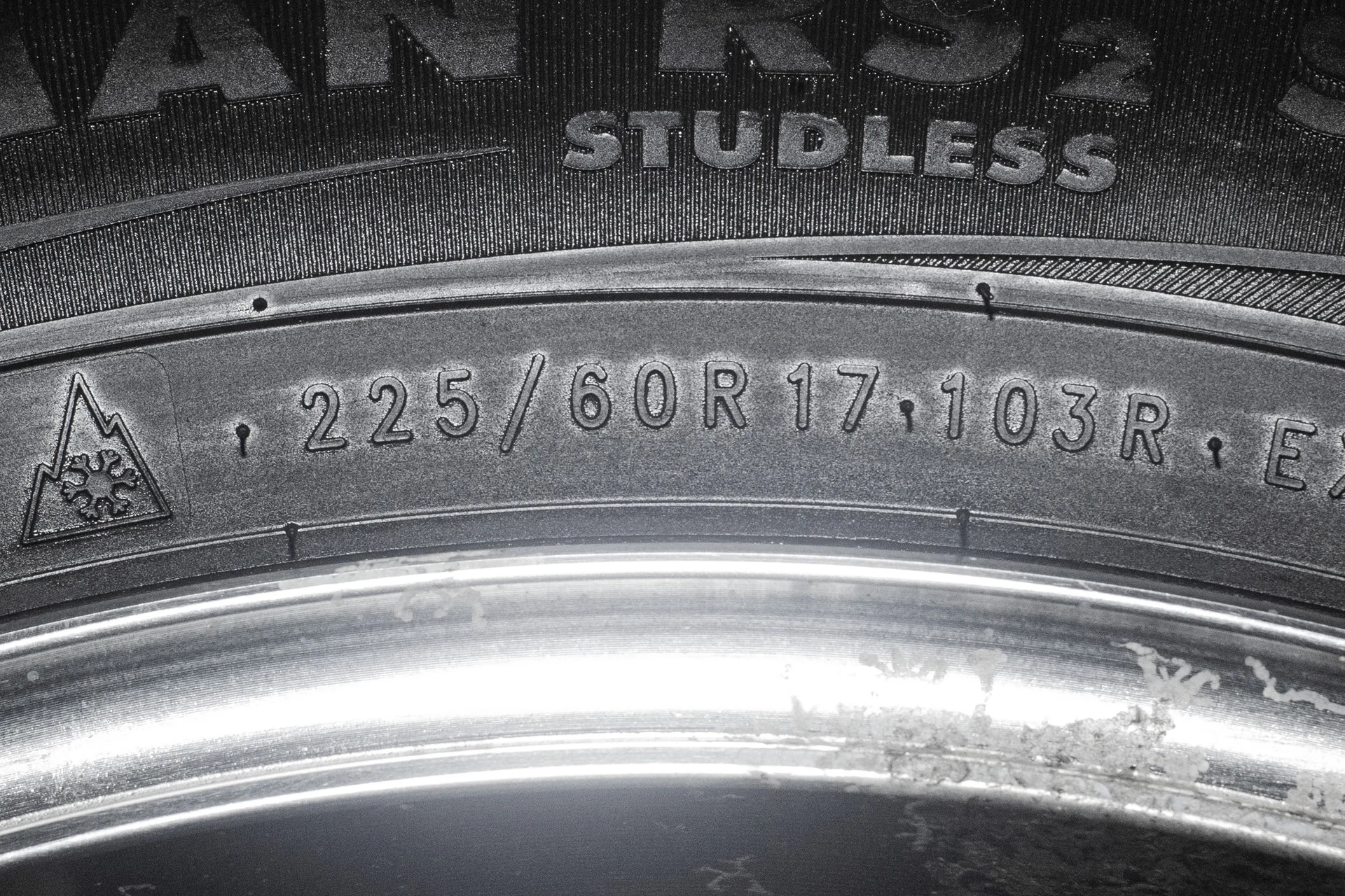 Nokian Nordman S2 SUV 225/60 R17 103R - миниатюра 8