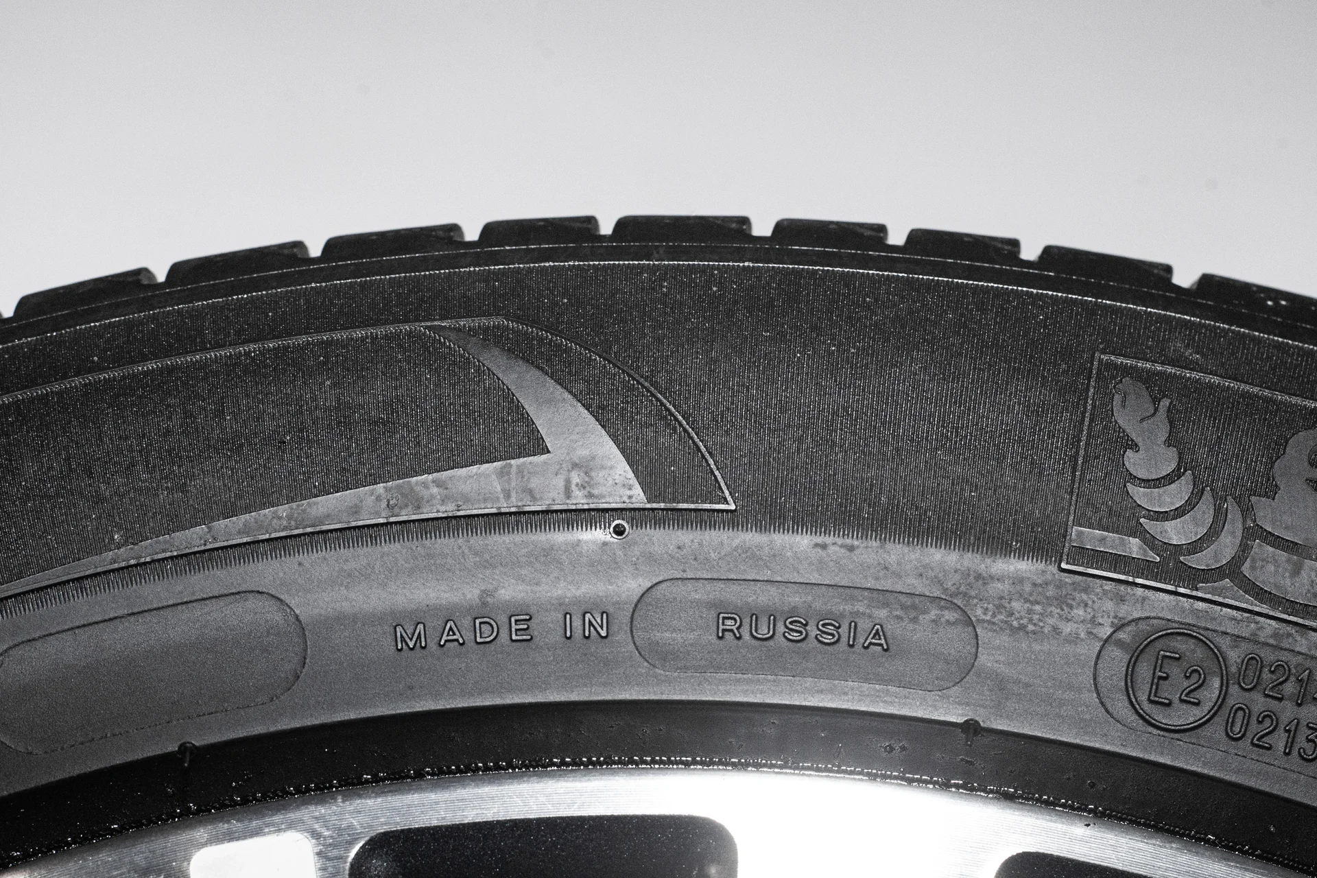 Michelin Primacy 3 215/55 R18 99V - миниатюра 10