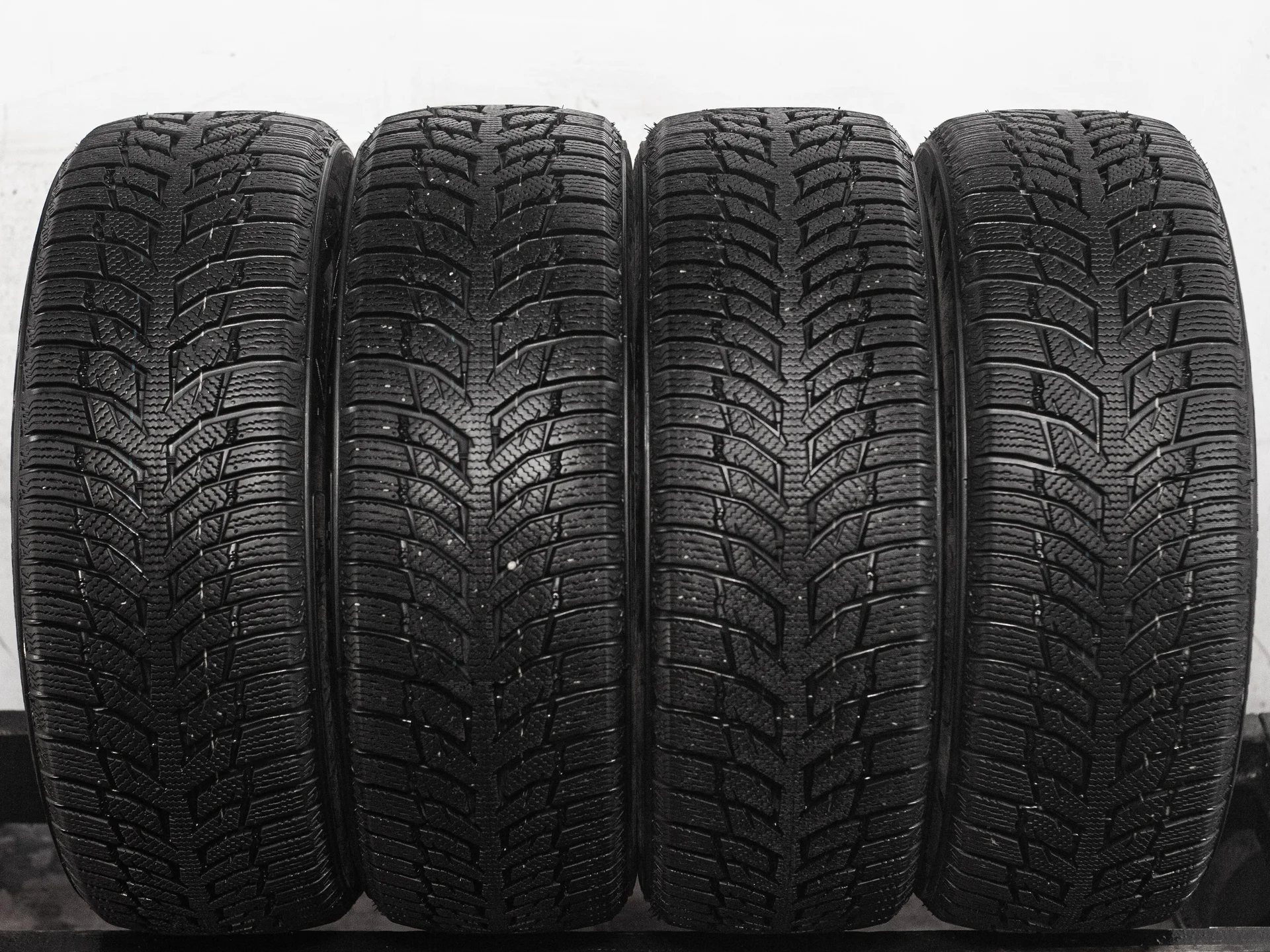 Headway HW508 195/55 R16 87H - изображение 1