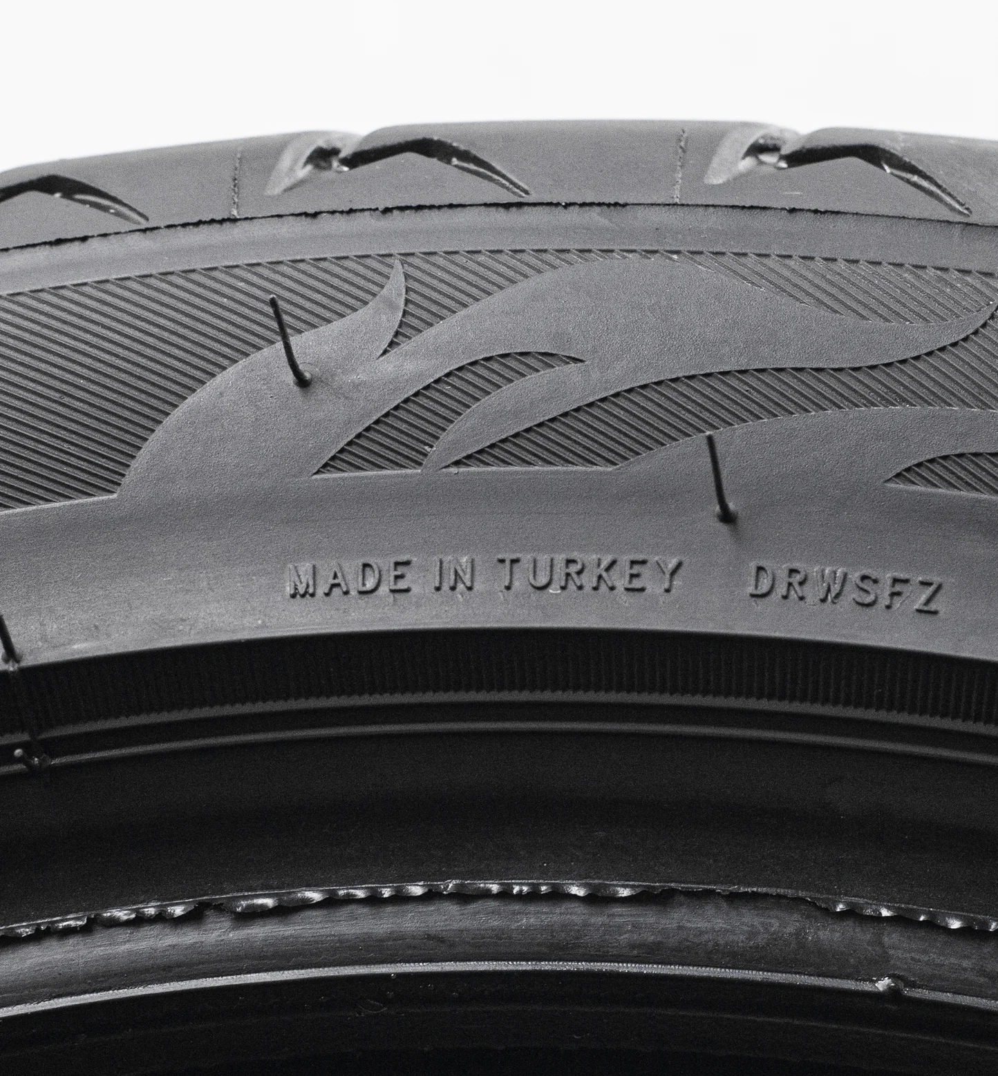 Lassa Driveways Sport+ 245/40 R19 98Y - миниатюра 10