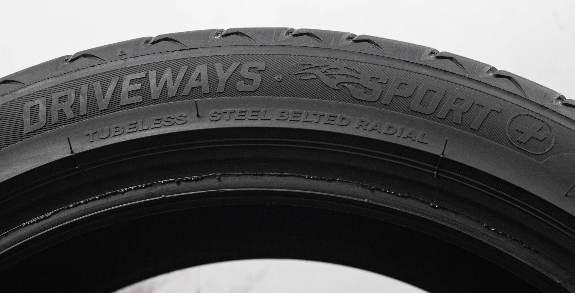 Lassa Driveways Sport+ 245/40 R19 98Y - миниатюра 7