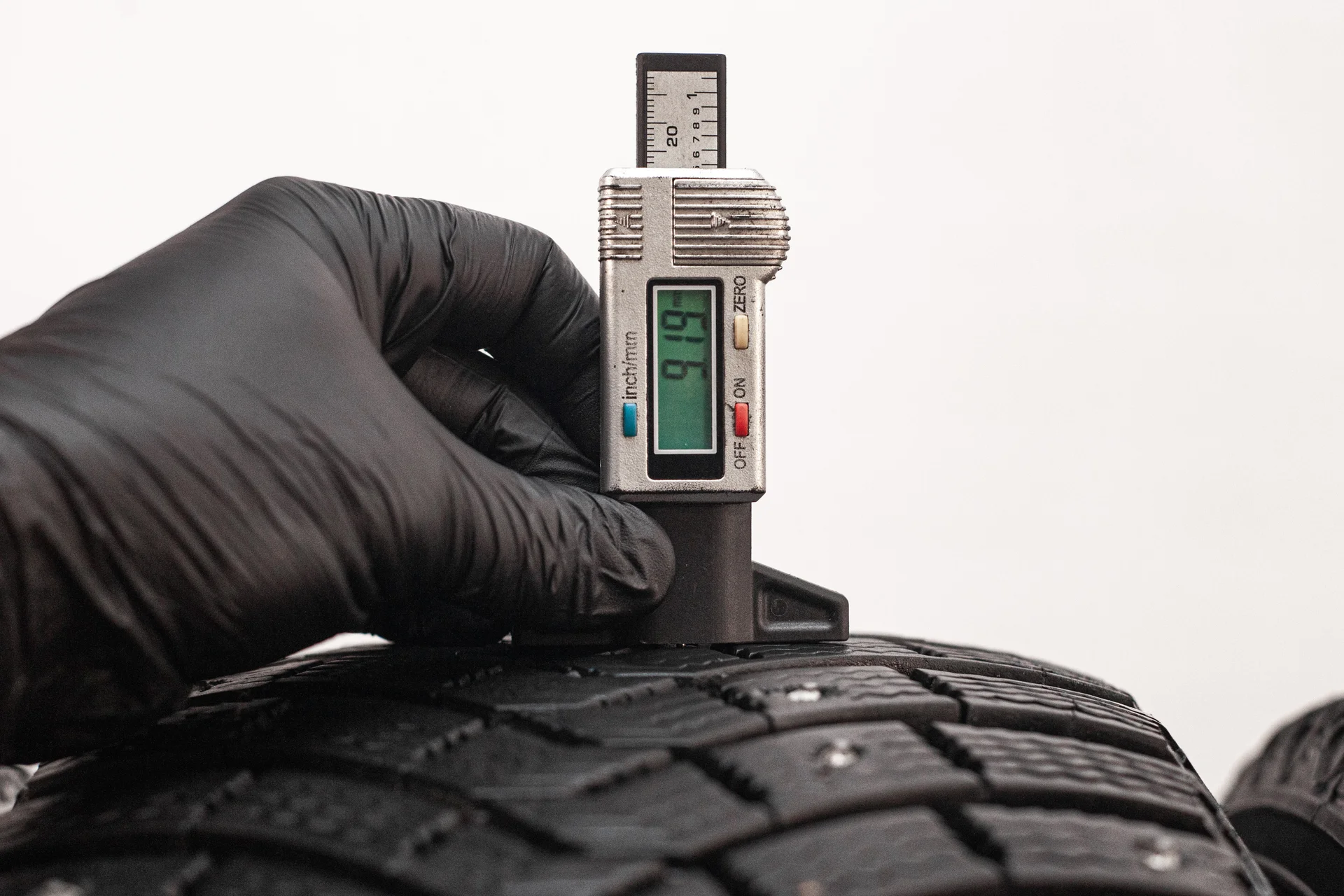 Michelin Latitude X-Ice North LXIN2 235/65 R17 108T - миниатюра 2