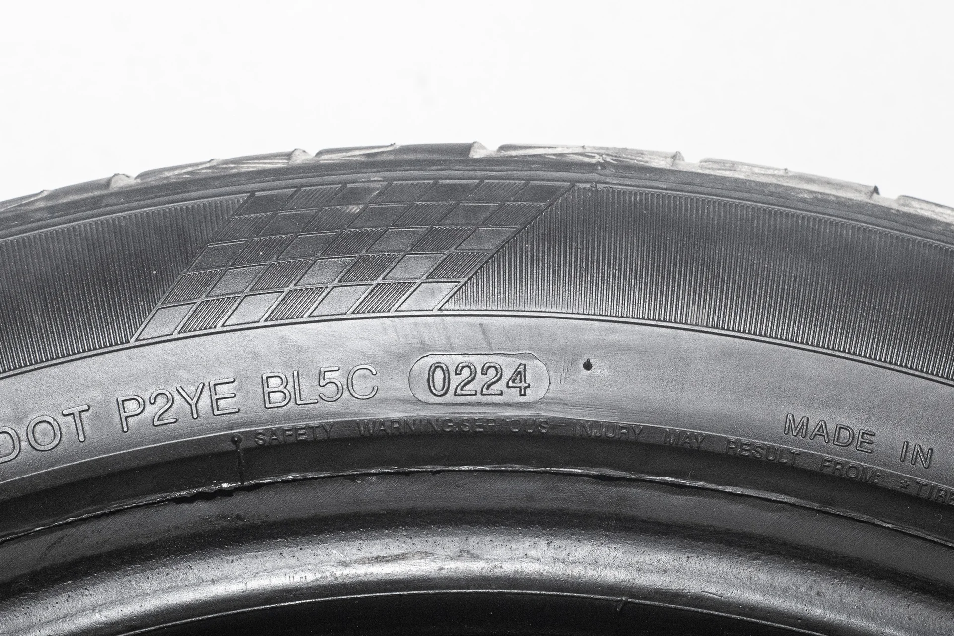 Landsail LS588 245/45 R19 102Y + 275/40 R19 101Y - миниатюра 10