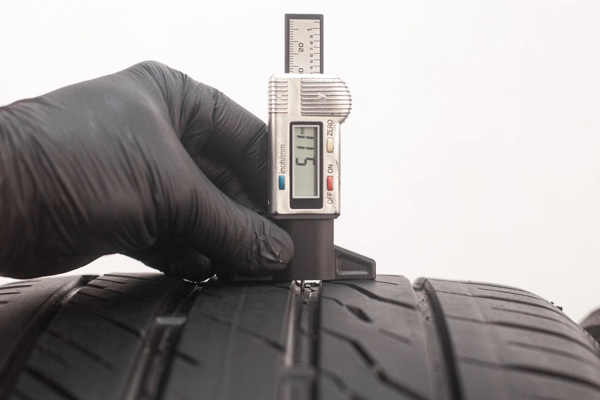 Landsail LS588 245/45 R19 102Y + 275/40 R19 101Y - миниатюра 3