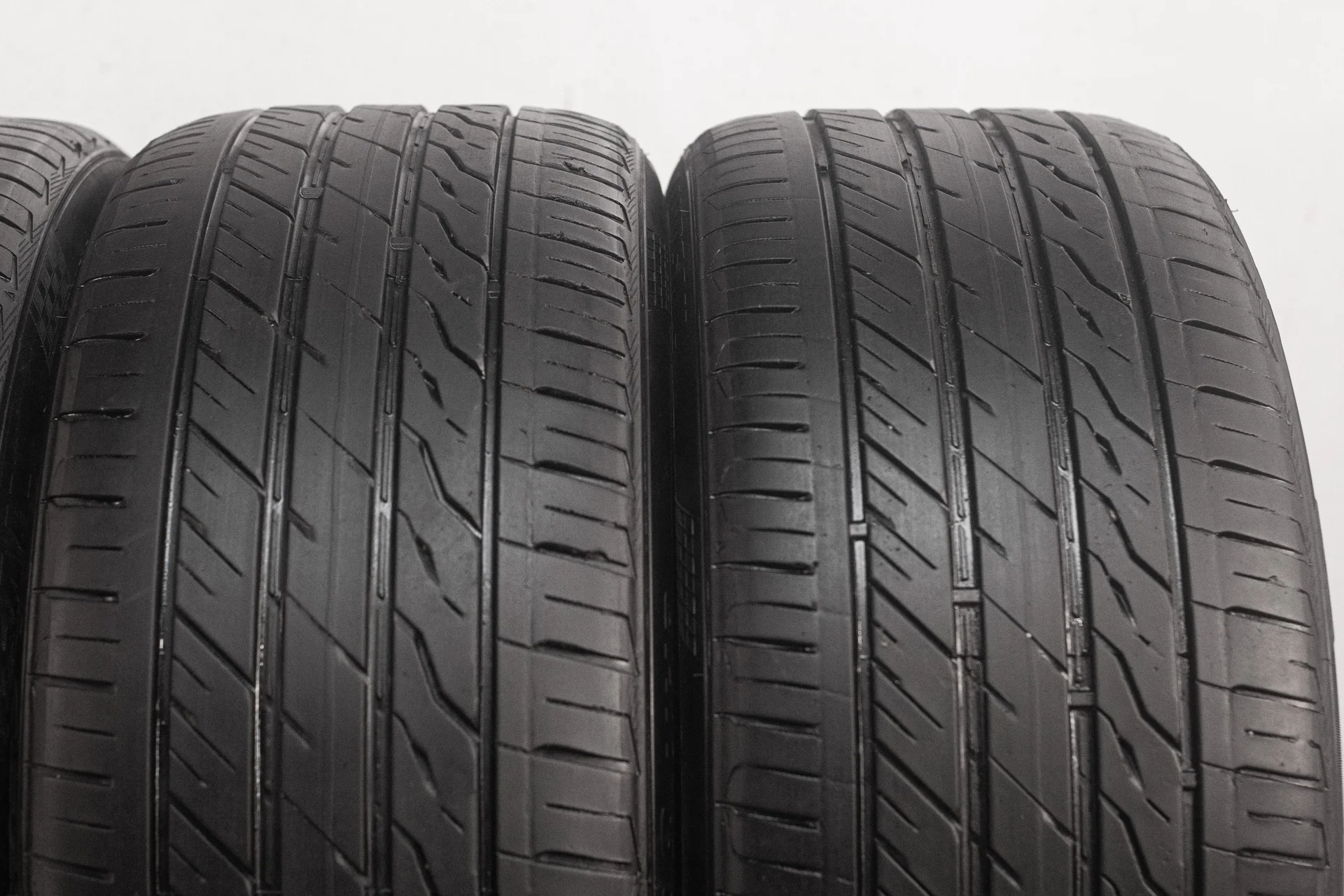 Landsail LS588 245/45 R19 102Y + 275/40 R19 101Y - миниатюра 5