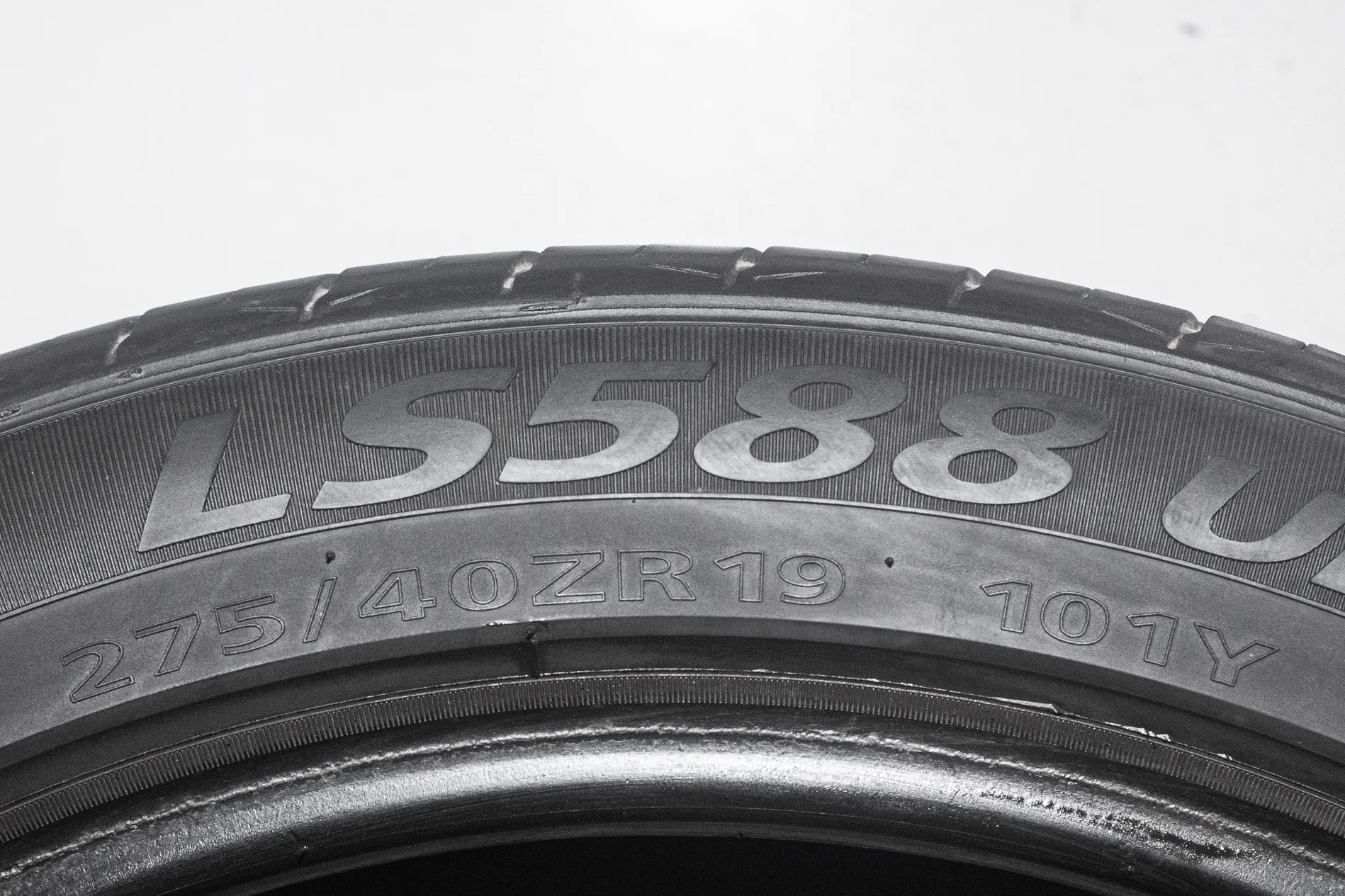 Landsail LS588 245/45 R19 102Y + 275/40 R19 101Y - миниатюра 9