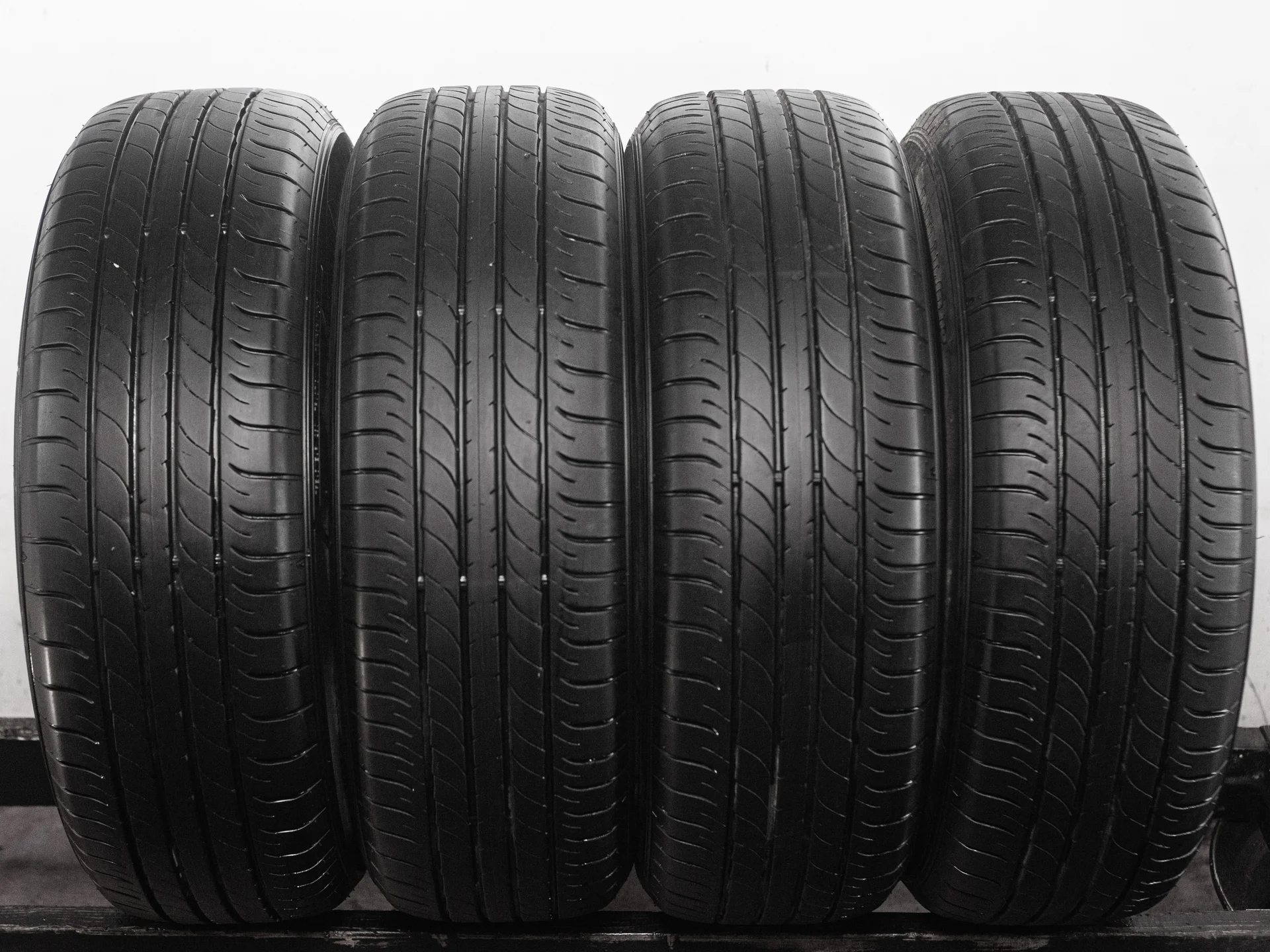 Dunlop Sp Sport Maxx 050 235/65 R18 106V