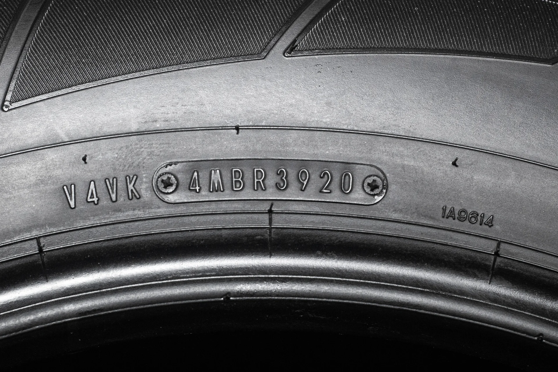 Dunlop Sp Sport Maxx 050 235/65 R18 106V - миниатюра 8